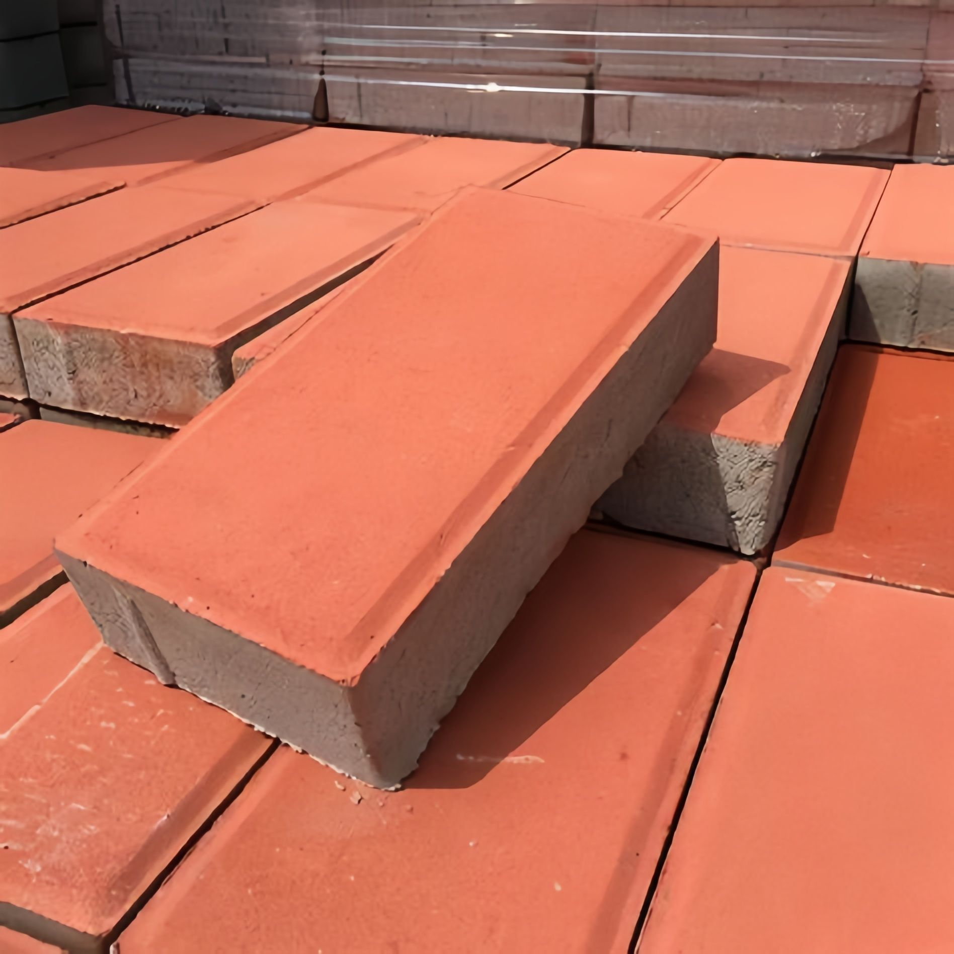 Permeable brick