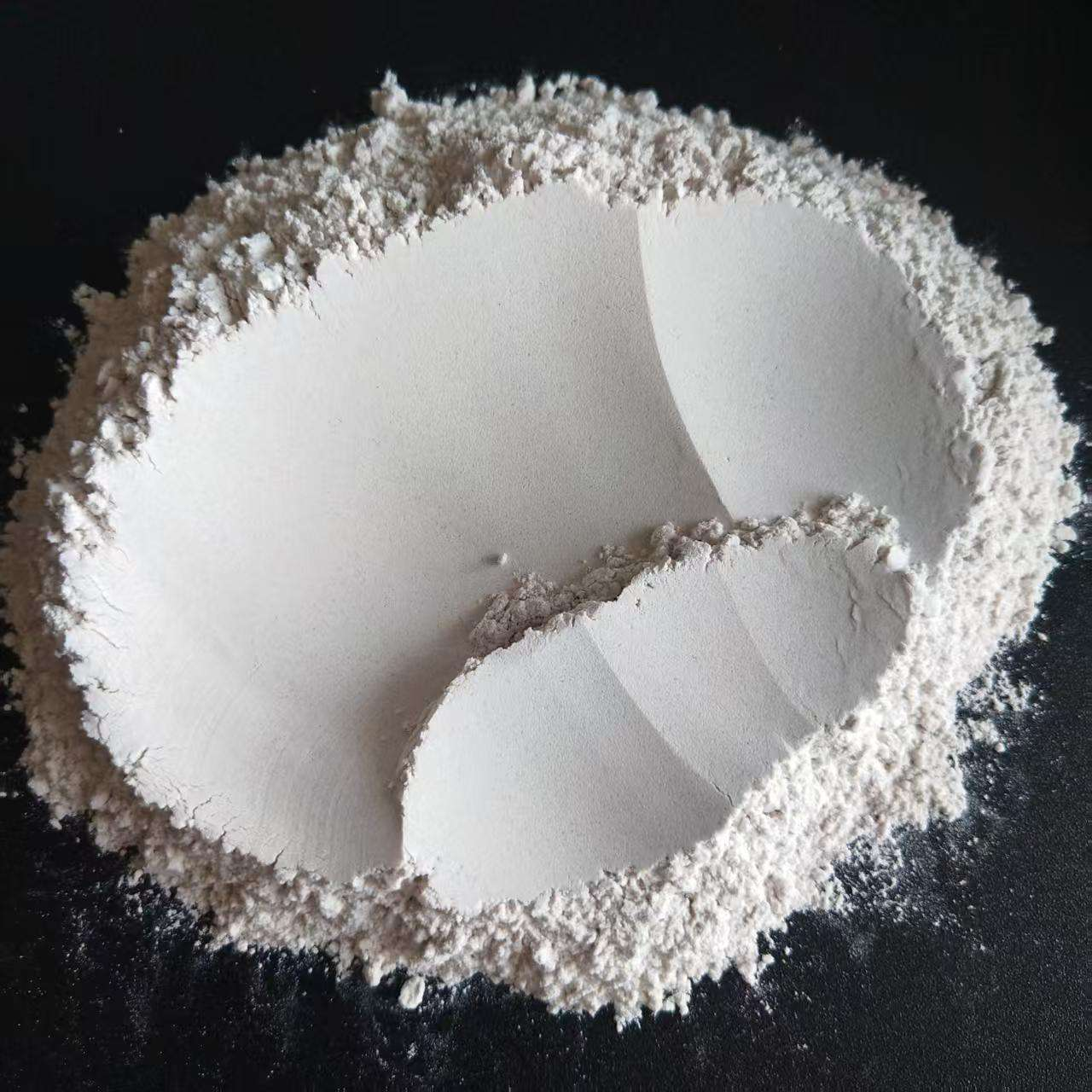 Activated bleaching earth powder