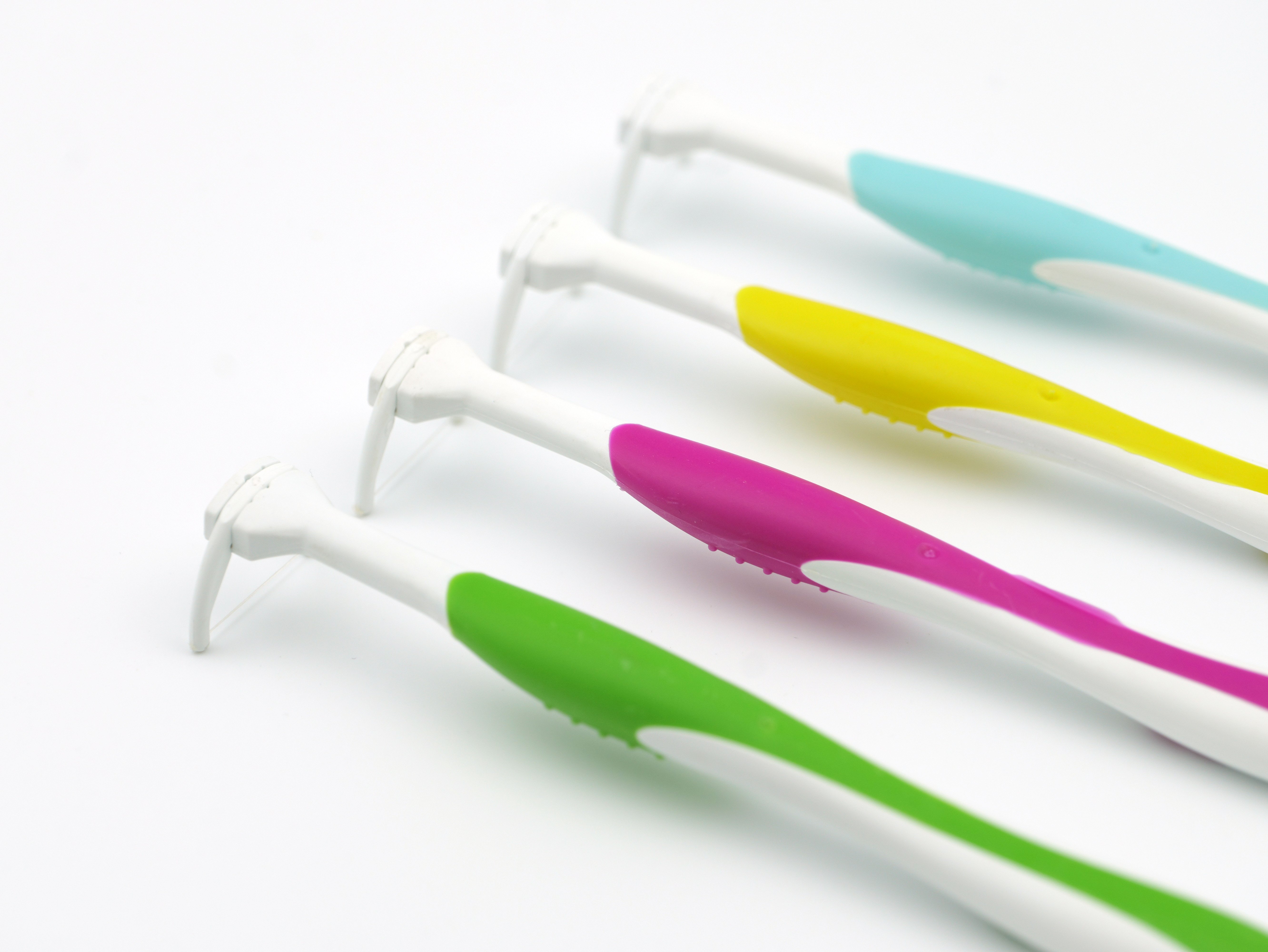 Floss Picks: Portable Oral Care for On-the-Go