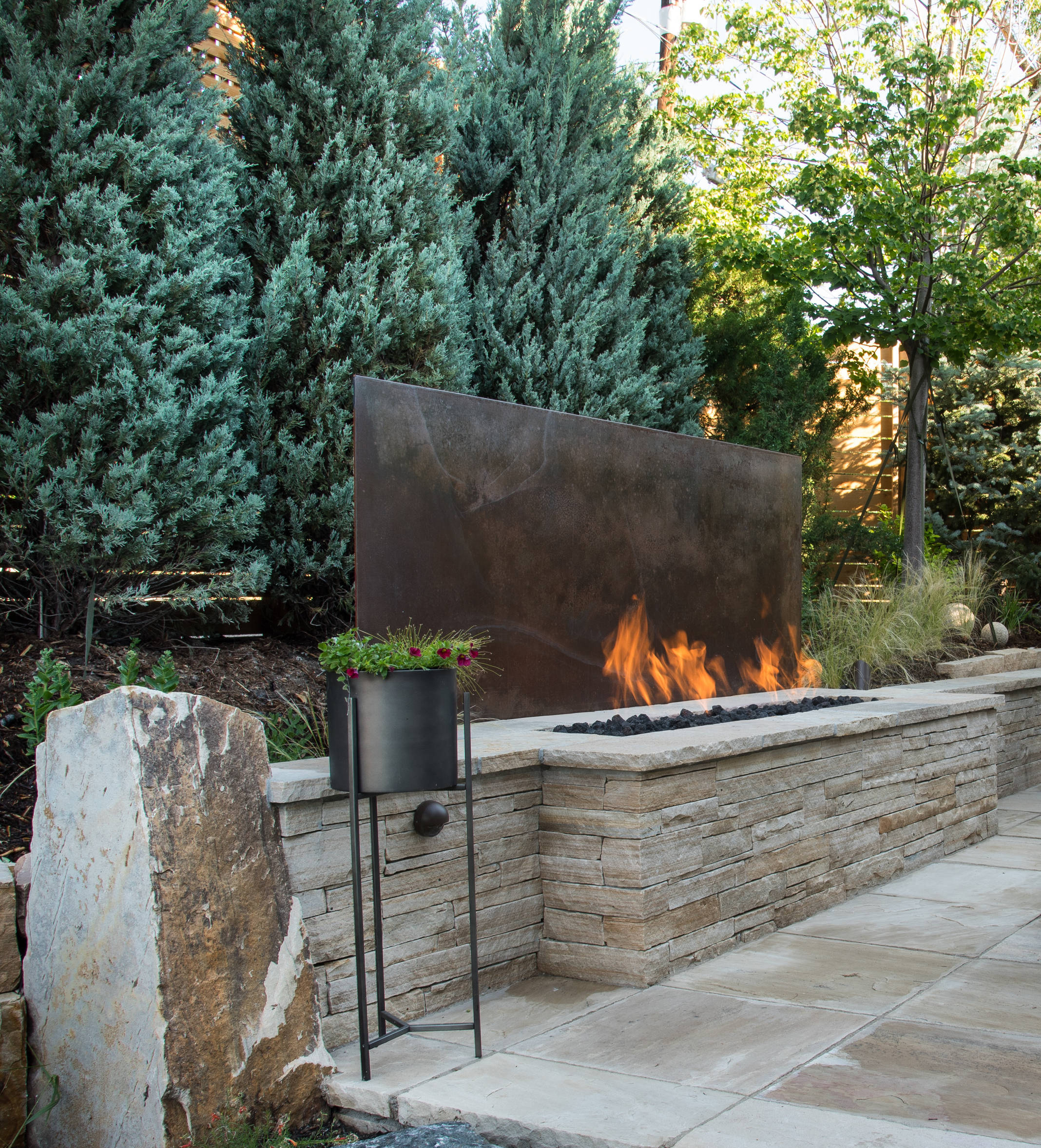Where to Find Wholesale Corner Propane Fireplaces at Competitive Prices