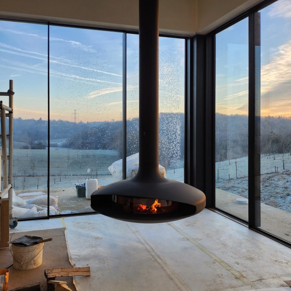 How to Choose the Best Wall Mount Electric Fireplace for Your Space?