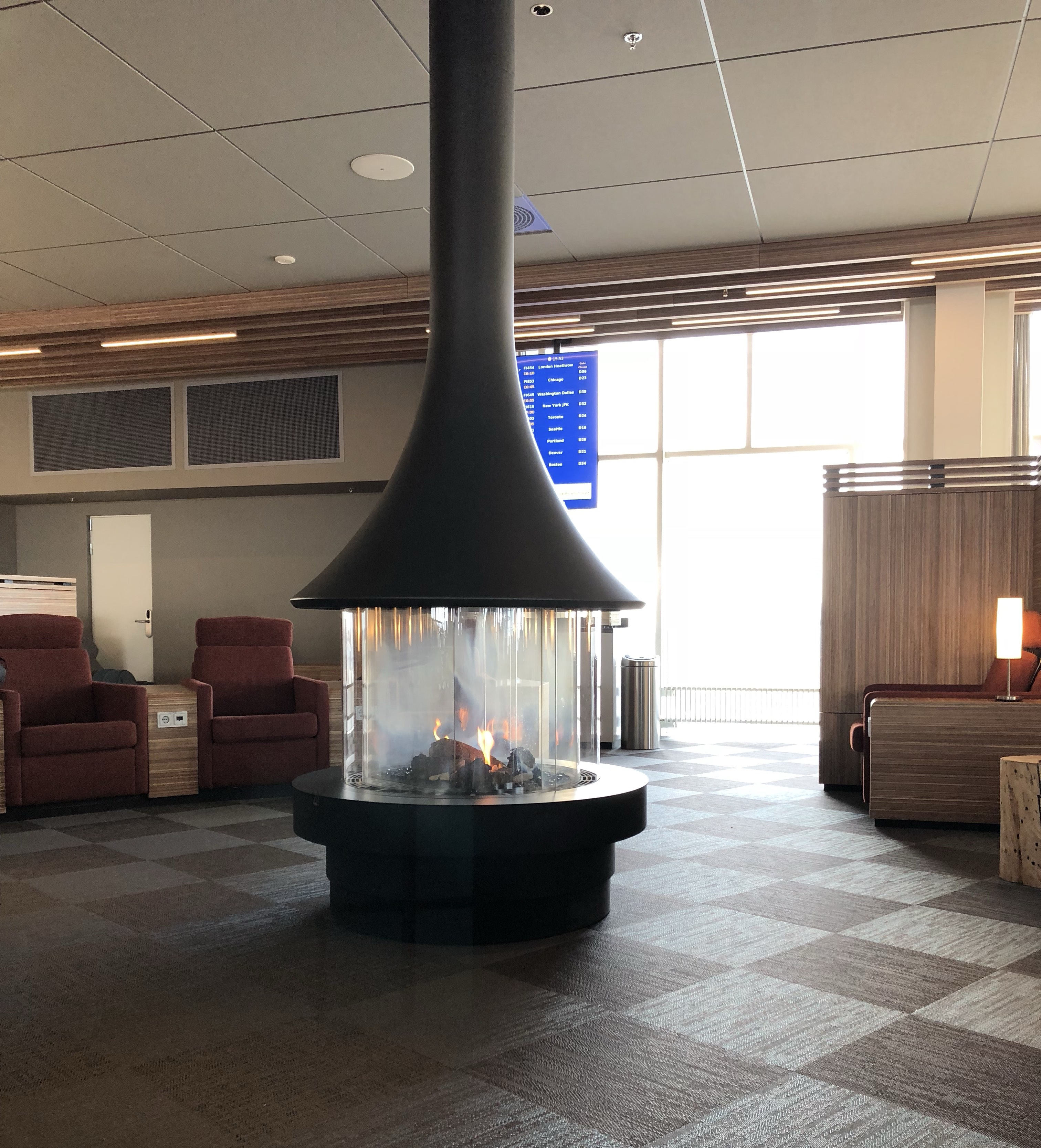 How to Choose the Right Suspended Fireplace for Your Space?
