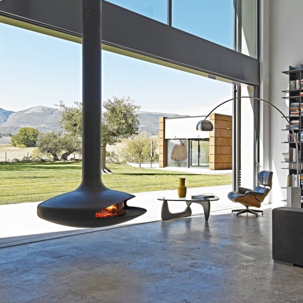 What Makes Modern Suspended Fireplaces a Trending Home Decor Choice?