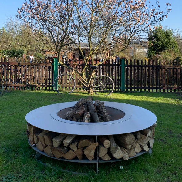 How to Properly Maintain Your Outdoor Fireplace Fire Pit for Longevity