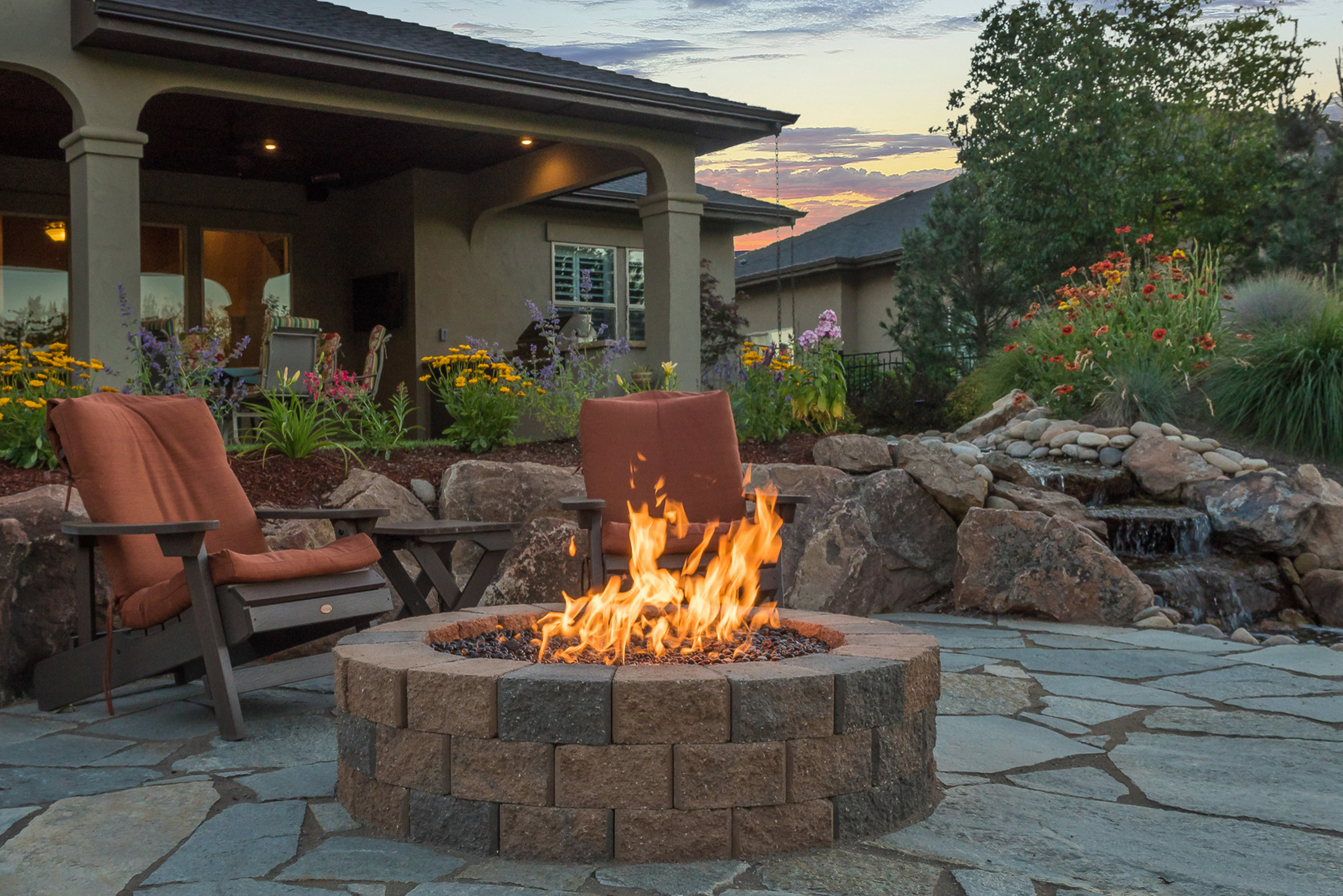 What Makes Corner Propane Fireplaces Eco-Friendly Options?
