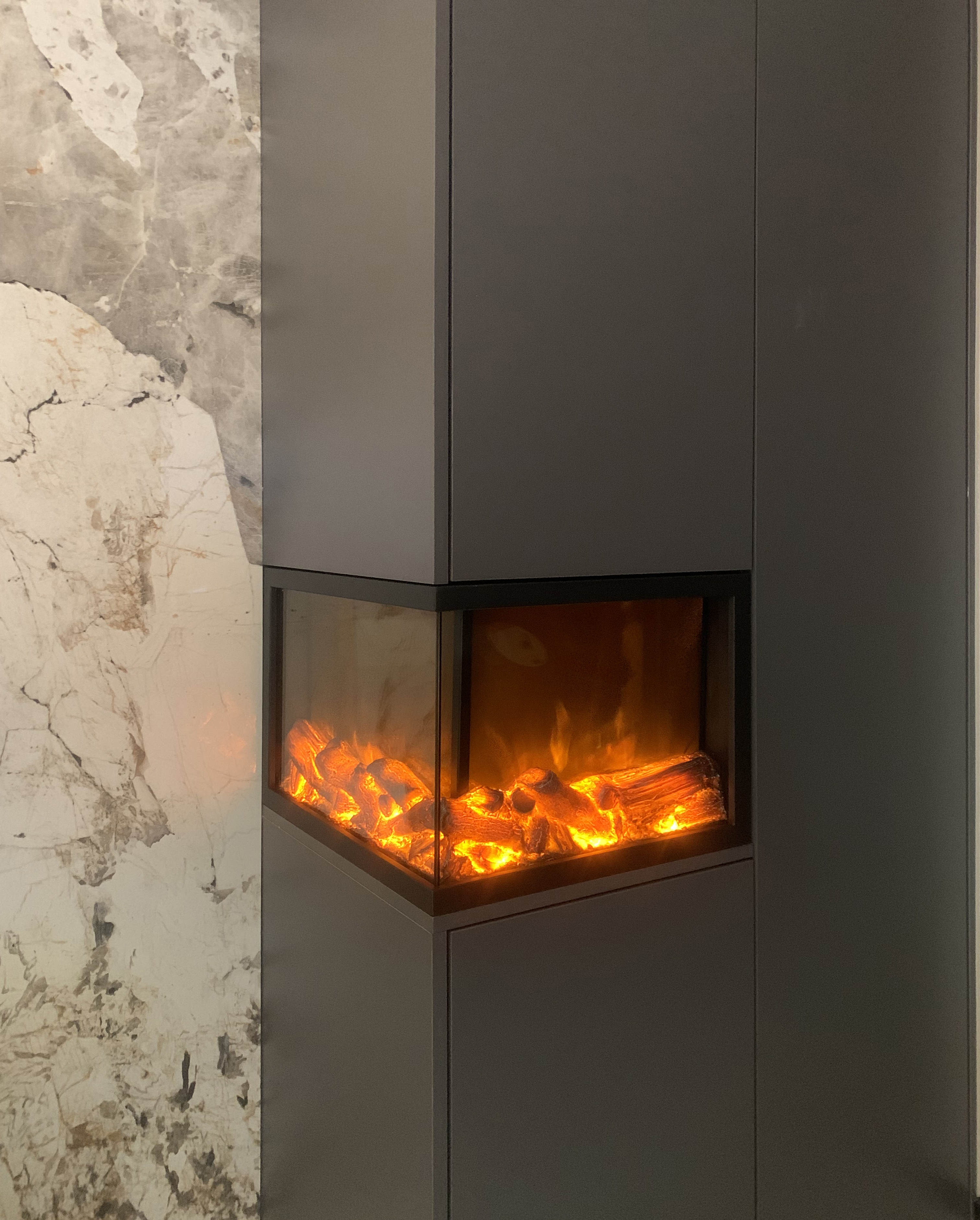 What Features to Look for in a Durable Fireplace TV Stand?
