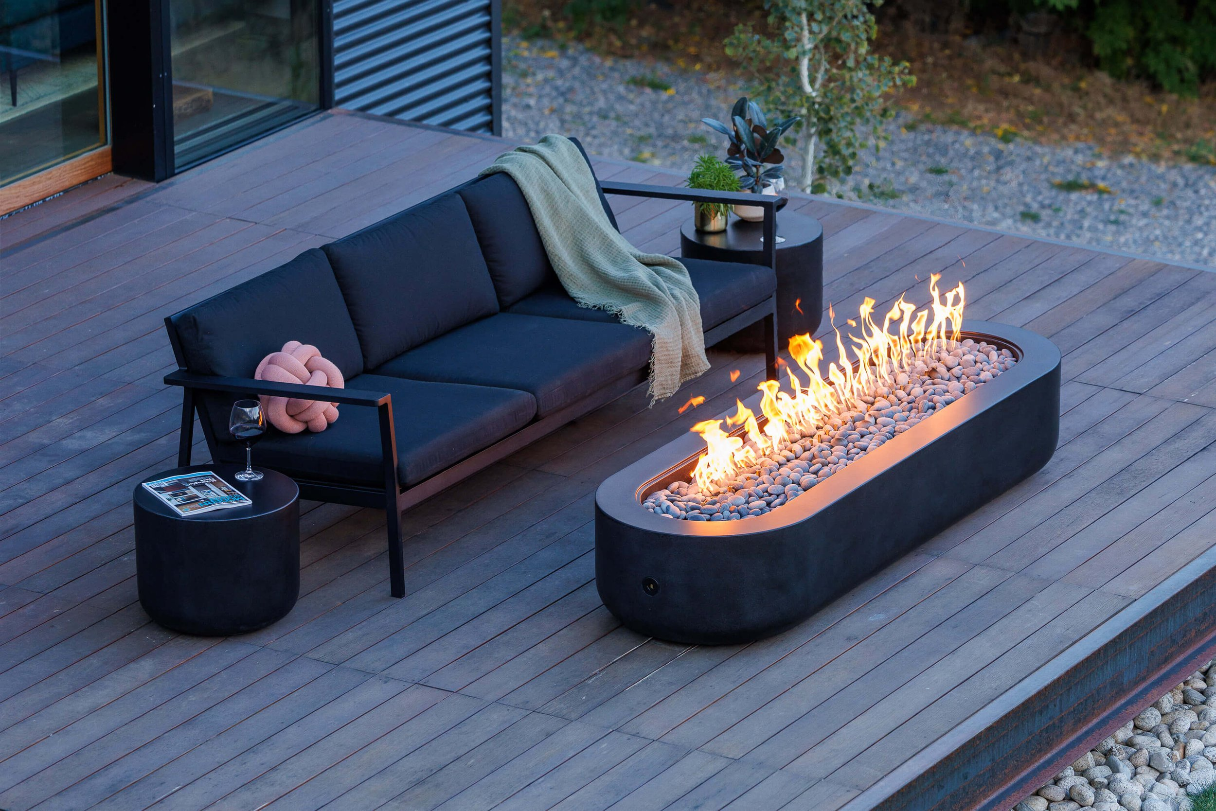 What Common Issues Do Buyers Face with Outdoor Patio Fireplaces?
