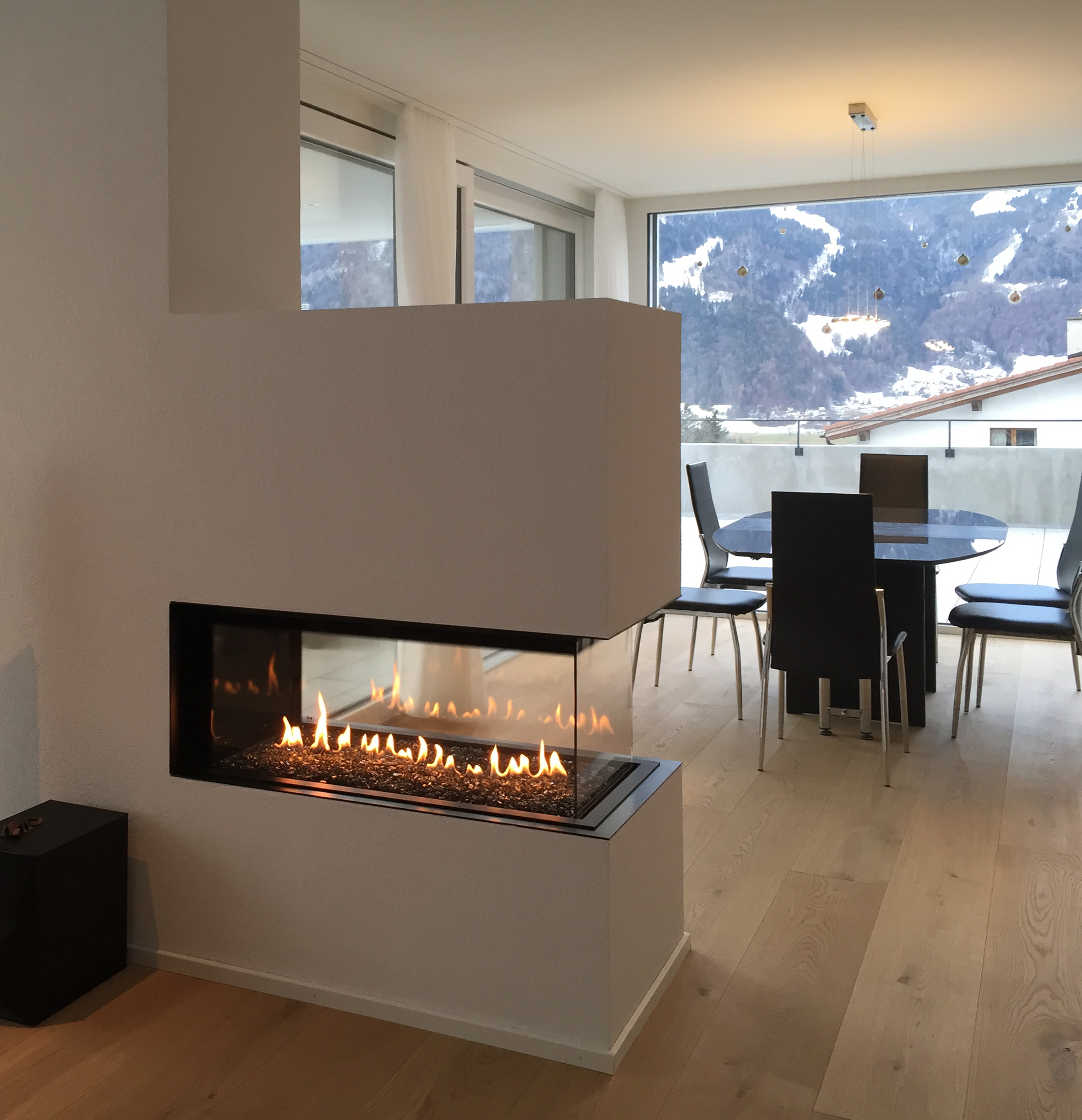 Black Fireplaces for Retailers