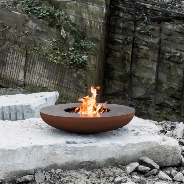 What to Consider When Installing a Natural Gas Outdoor Fireplace?