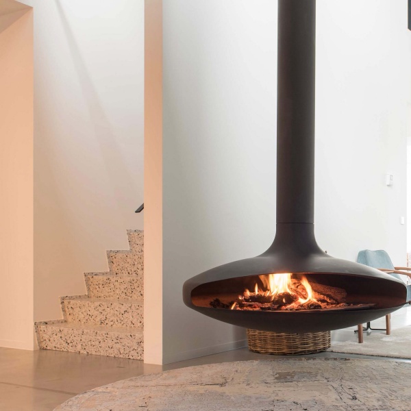 Where to Find Affordable Wholesale Options for Hanging Fireplaces