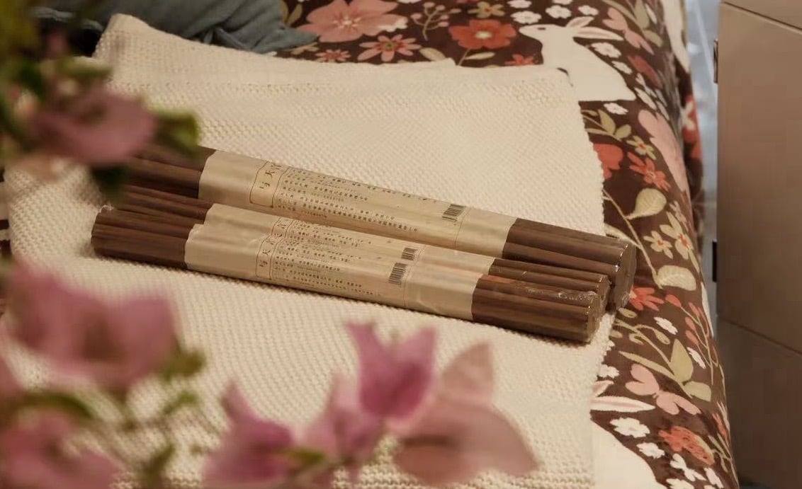 Moxibustion Stick and Herbal Incense Product Matrix for Wellness Channels