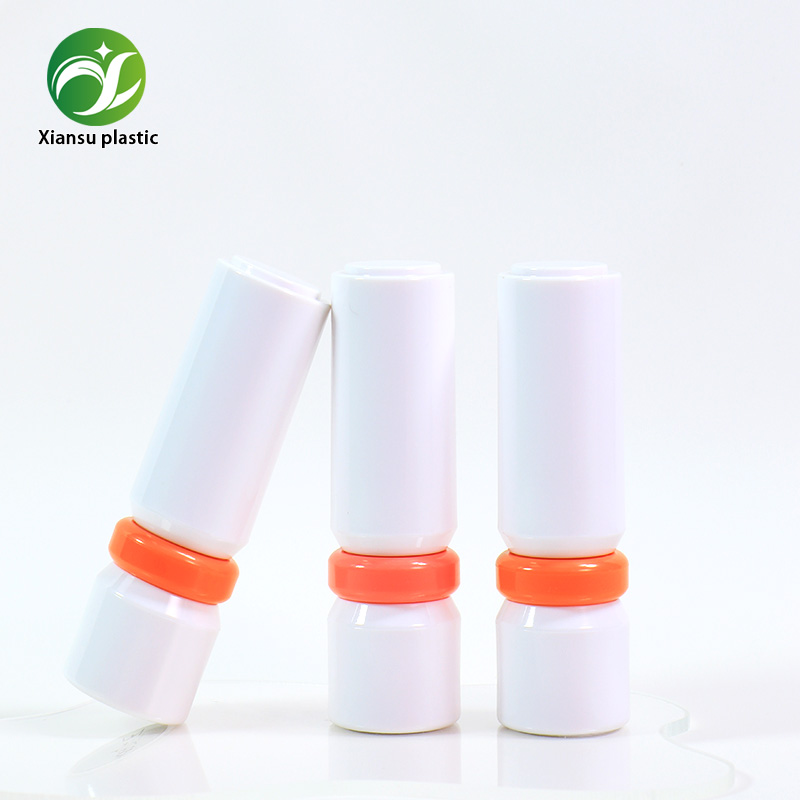High Gloss White Lipstick Case Empty Lip Balm Tube Contrast Ring Design Refillable Makeup Container