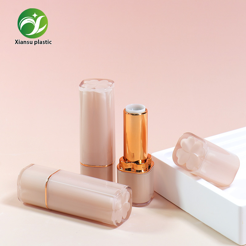 Nude Pink Clover Shape ABS Lipstick Tube with Electroplated Gold Body and Fine Gold Edge Cap for Lip Balm & Lipstick Packaging Custom Cosmetic Container