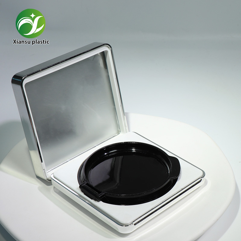 Exceptional Quality and Design for Powder Compact Cases with Magnetic Closure
