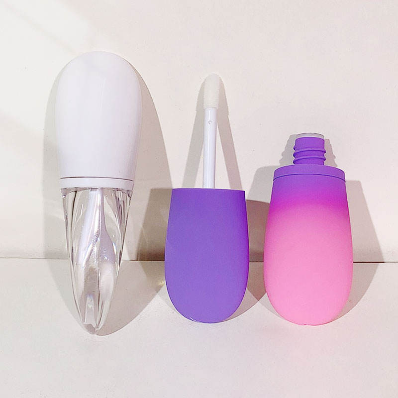 Unmatched Quality and Customization for Squeeze Tube Lip Gloss