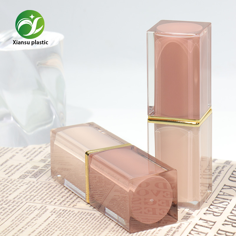 Scopri i vantaggi dei tubetti cosmetici ricaricabili