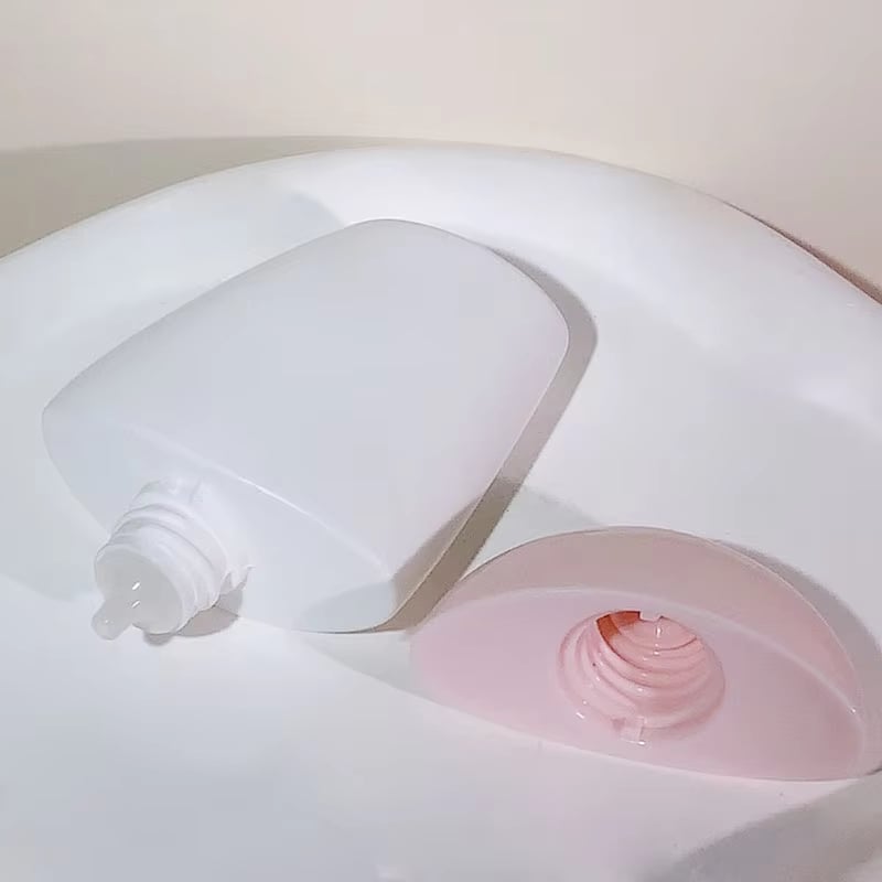 Custom 30ml PE Sunscreen Tube Packaging for BB Cream CC Cream Lotion Cosmetic Soft Plastic Squeeze Bottle Empty Skincare Container