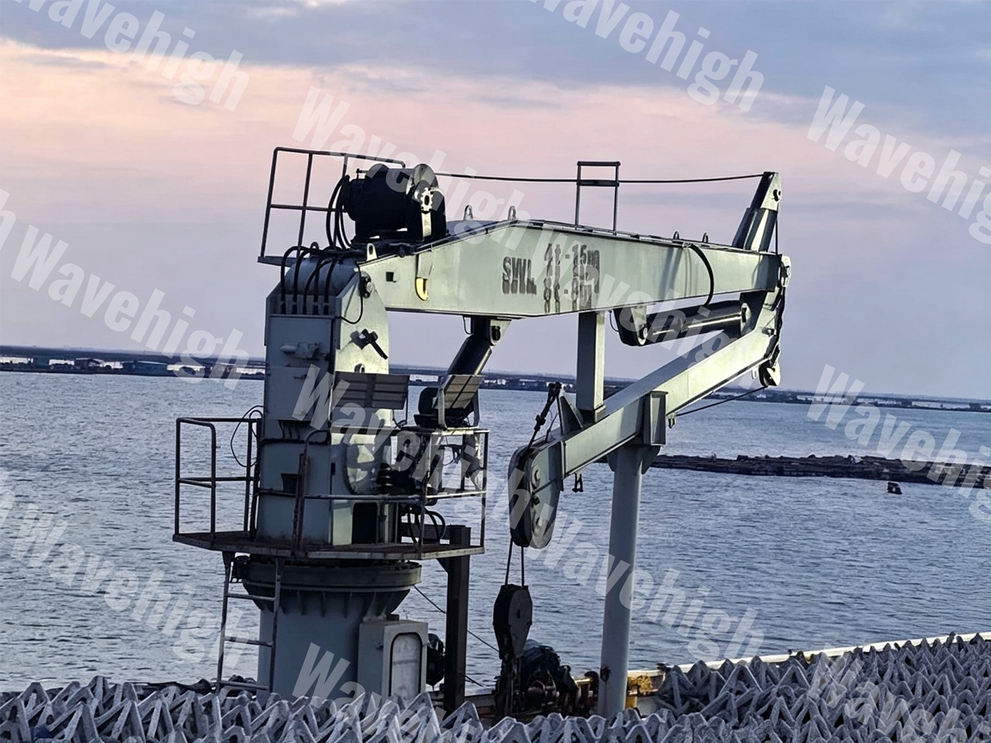Knuckle Boom Crane