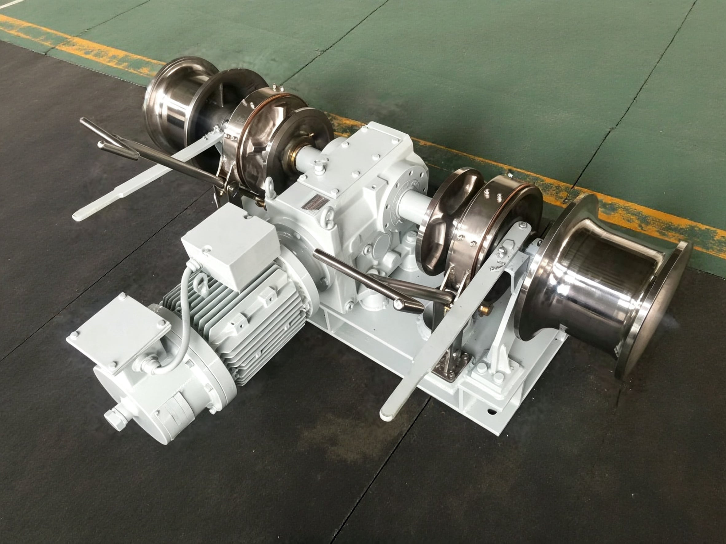 Advantages of Hydraulic Anchor Windlass System