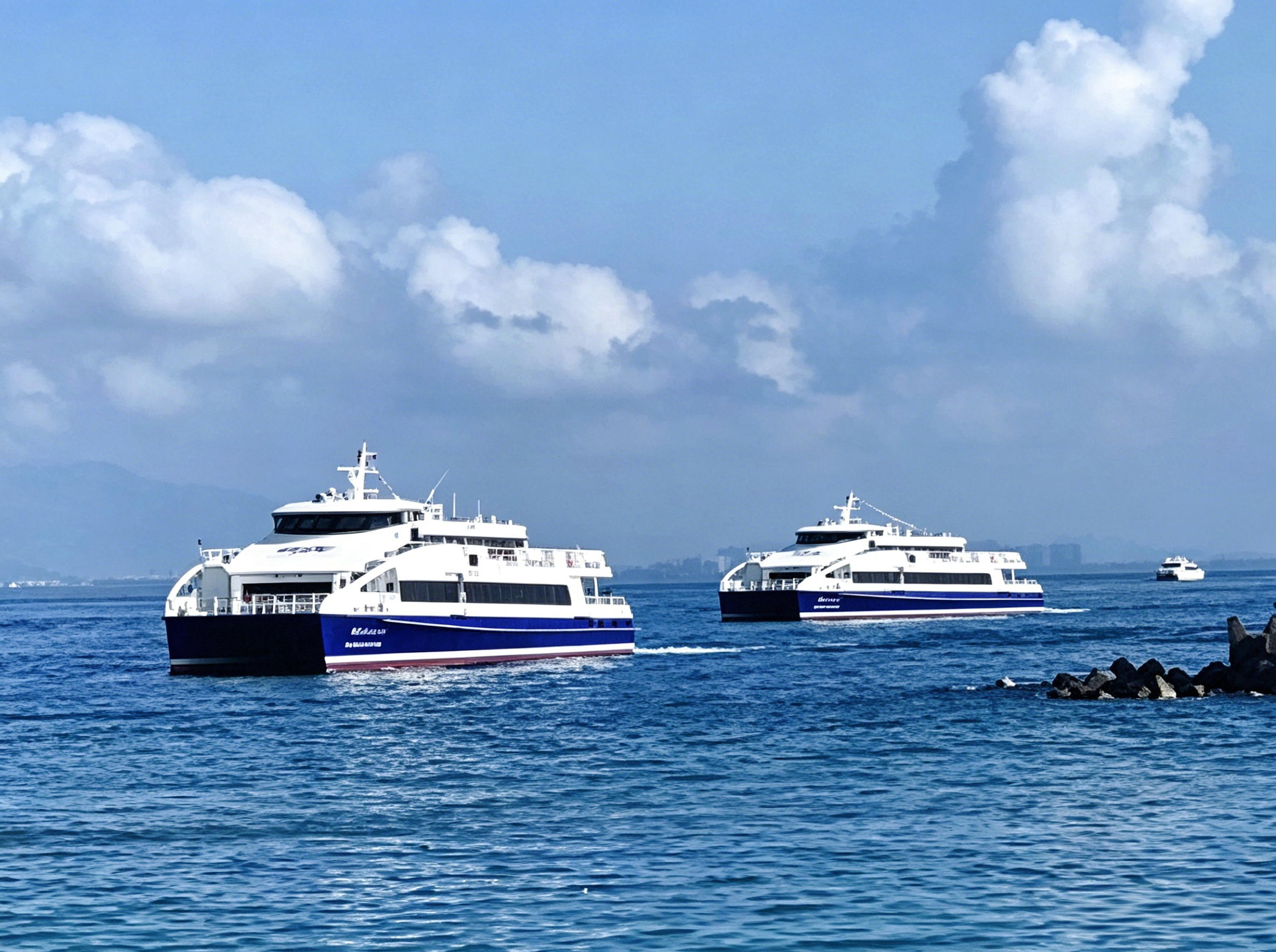 Domestic Replacement Solutions for High-Speed Ferries and Luxury Cruise Vessels