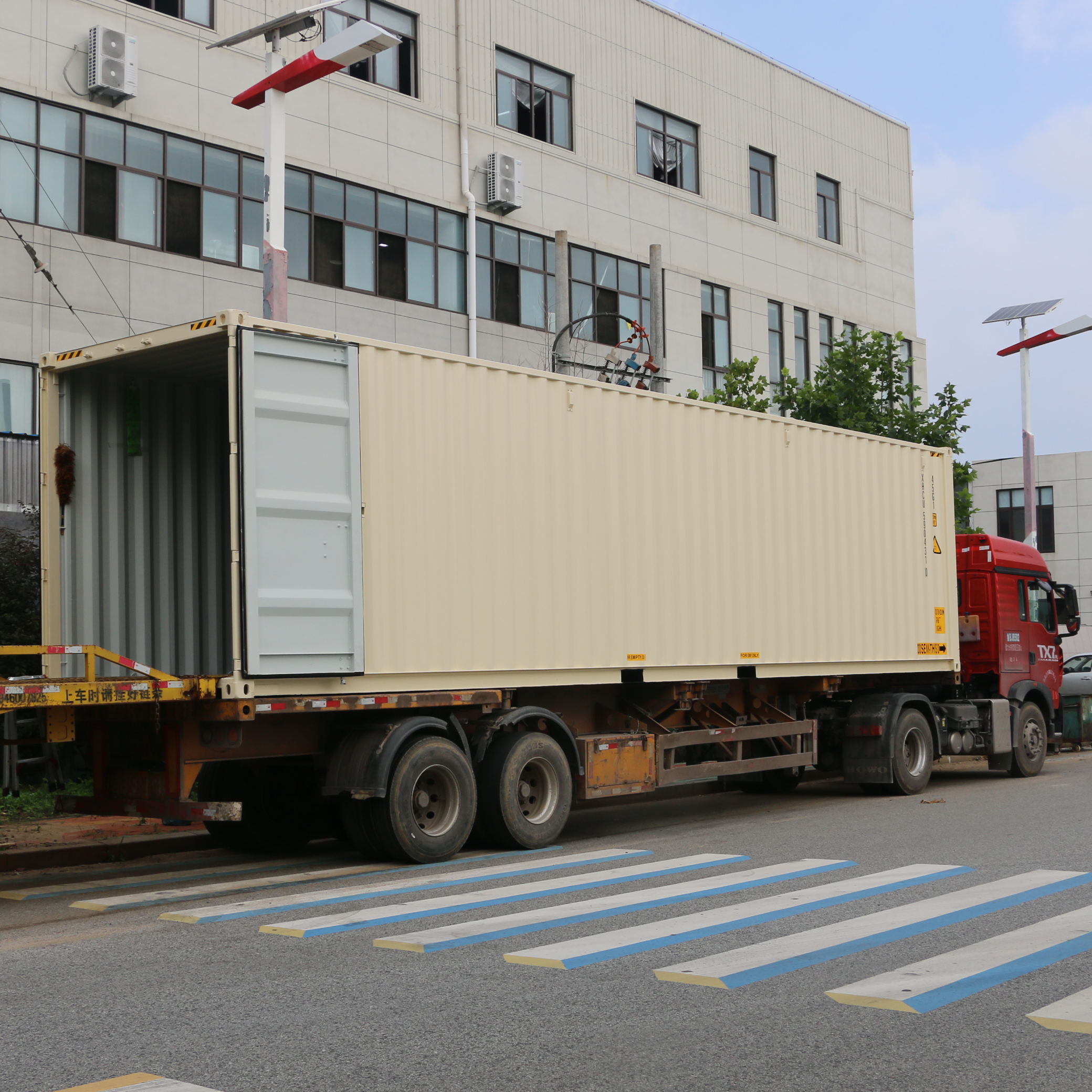 HIGHER Expedites Fleet Delivery: Large-Scale Packraft Shipment Sets Sail for Northern Europe