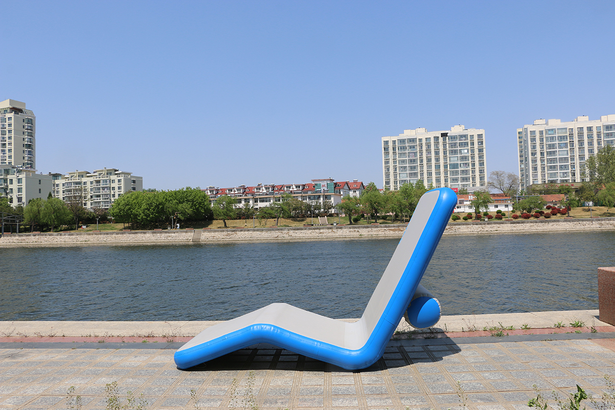 Inflate an Inflatable Chair (2).JPG
