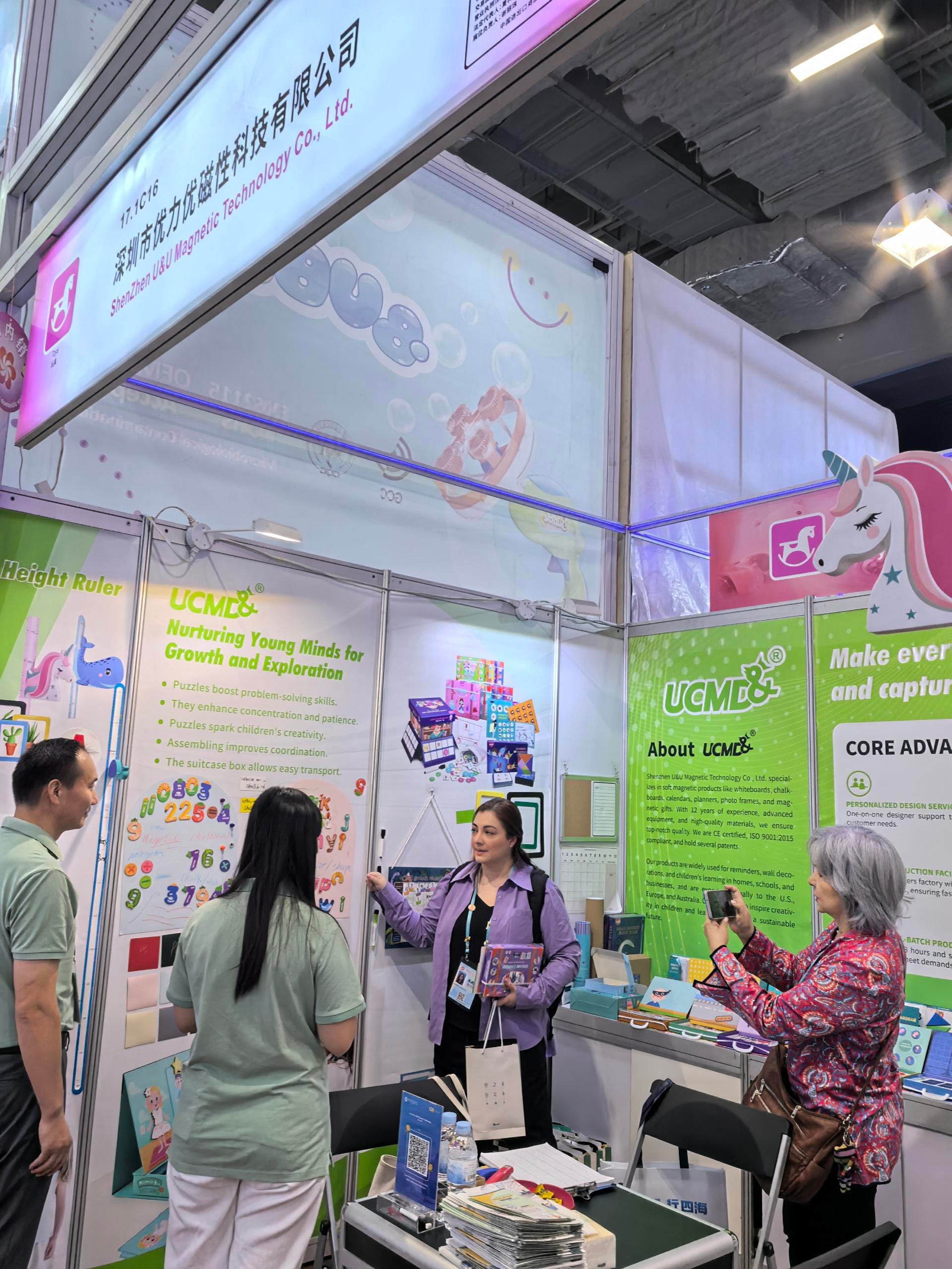 Our full team at Booth 17.1D04