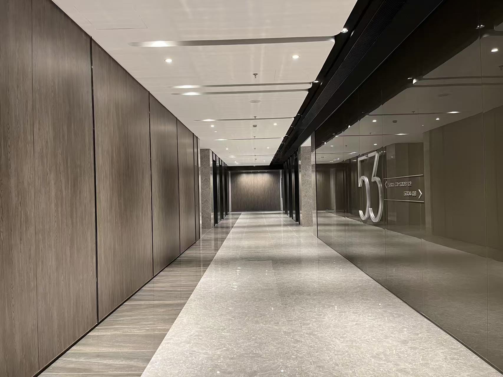 Cleanable Laboratory Wall Panels with Practical Planning