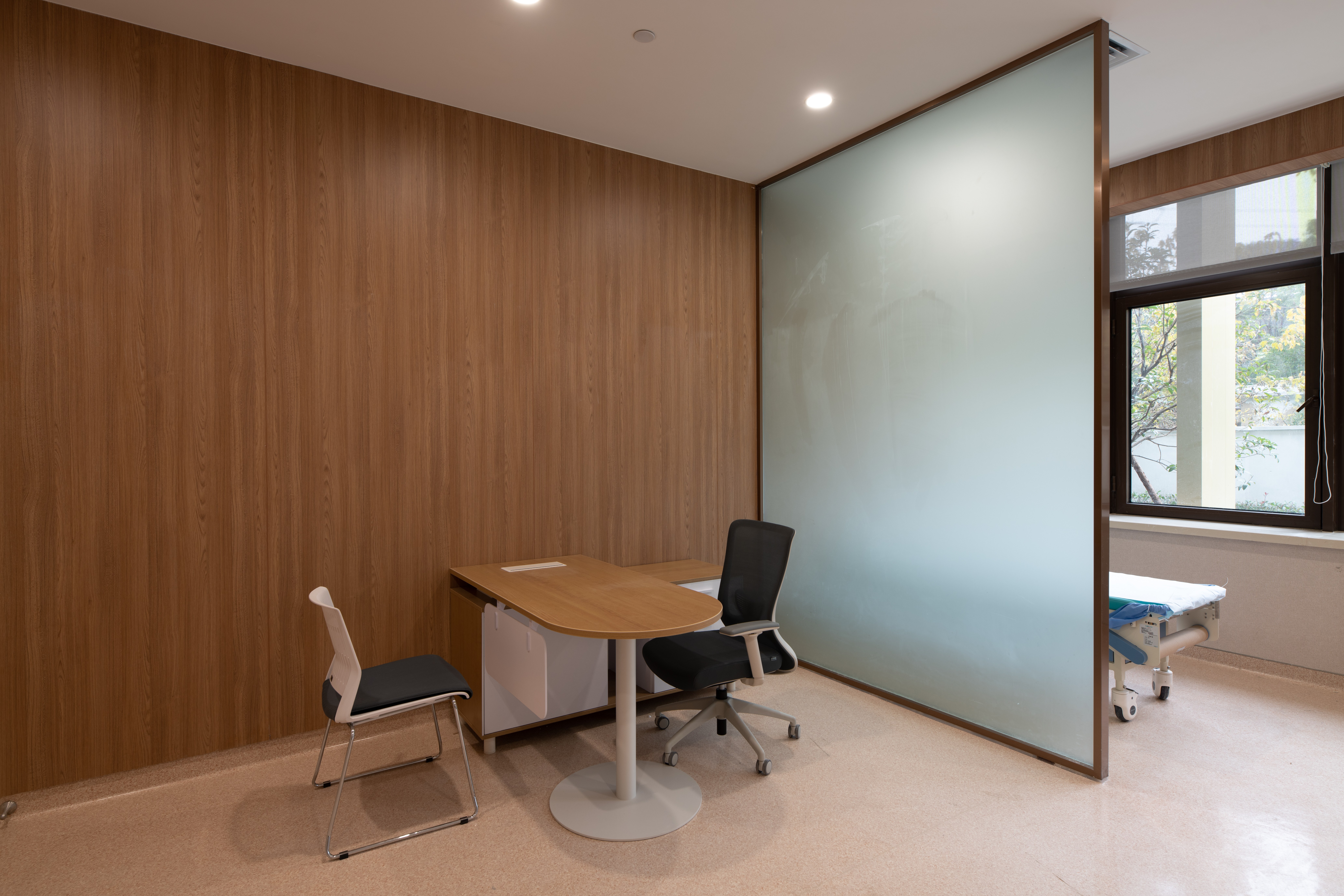 Panel and Sealant Coordination for Humid Interiors