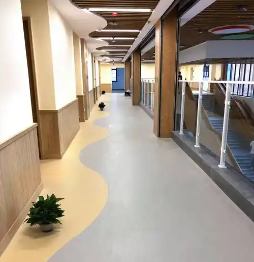 Continuous Sheet Vinyl for Clinical Cleanability