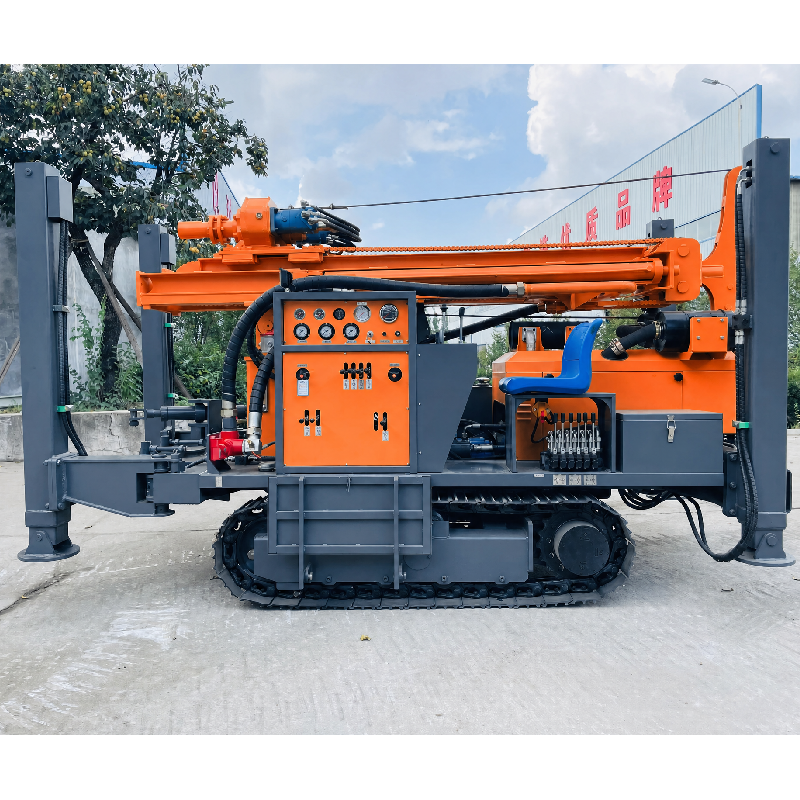 KC260 Fully Hydraulic Water Well Drilling Rig – Steel Track Mounted with Superior Off-Road Capability for Demanding Terrain (260m Depth)
