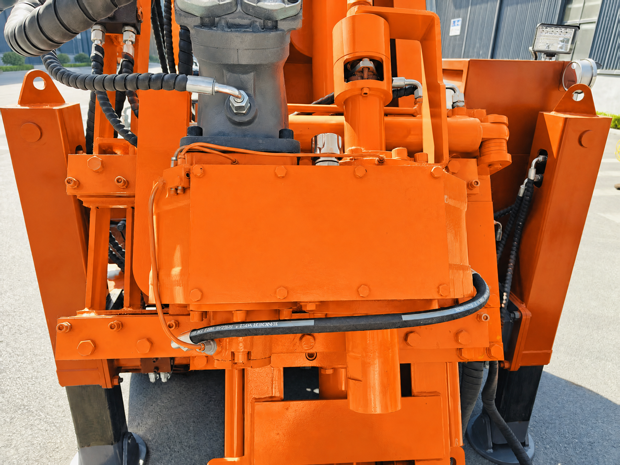 MCE400 Fully Hydraulic Wireline Core Exploration Drilling Rig – Compact, Agile & High-Speed Coring for Mining Exploration 400M Depth
