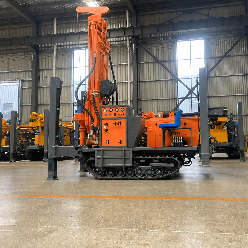 KCX200 Fully Hydraulic Water Well Drilling Rig – Rubber Track Mounted with Powerful 58kW Yuchai Engine for Residential & Versatile Drilling (200m Depth)
