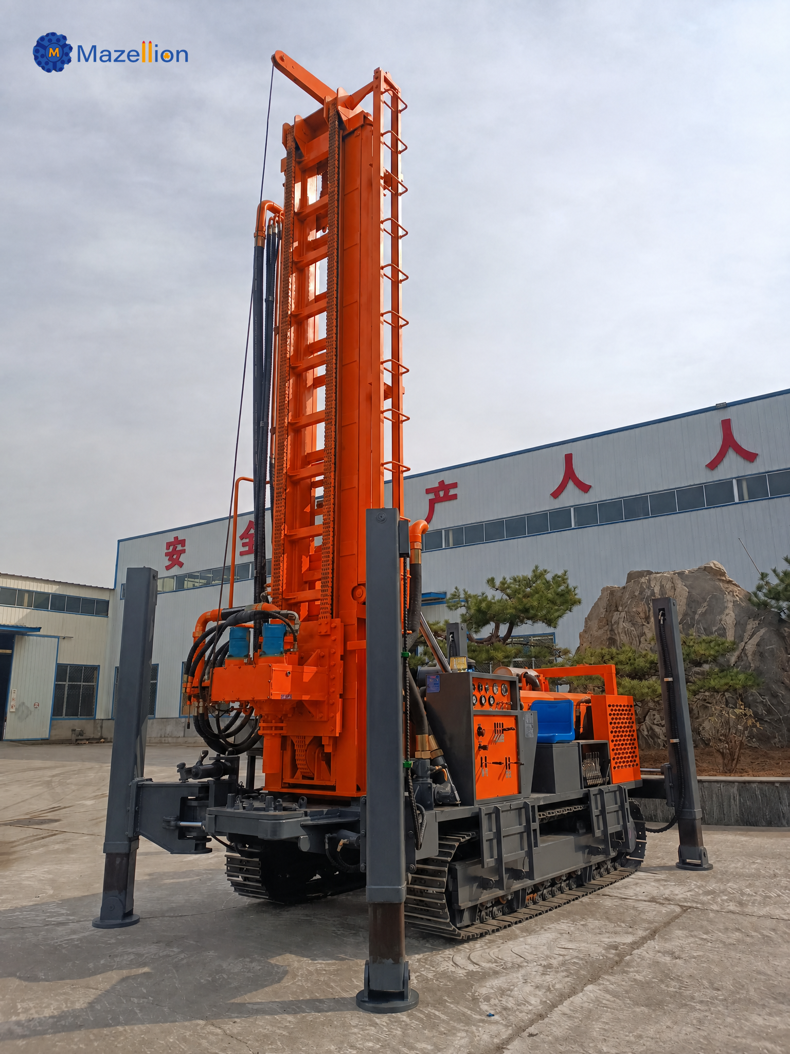 KC1000 Fully Hydraulic Water Well Drilling Rig – The Steel Giant for Ultra-Deep Drilling with Cummins Power & Precision Control (1000m Depth)
