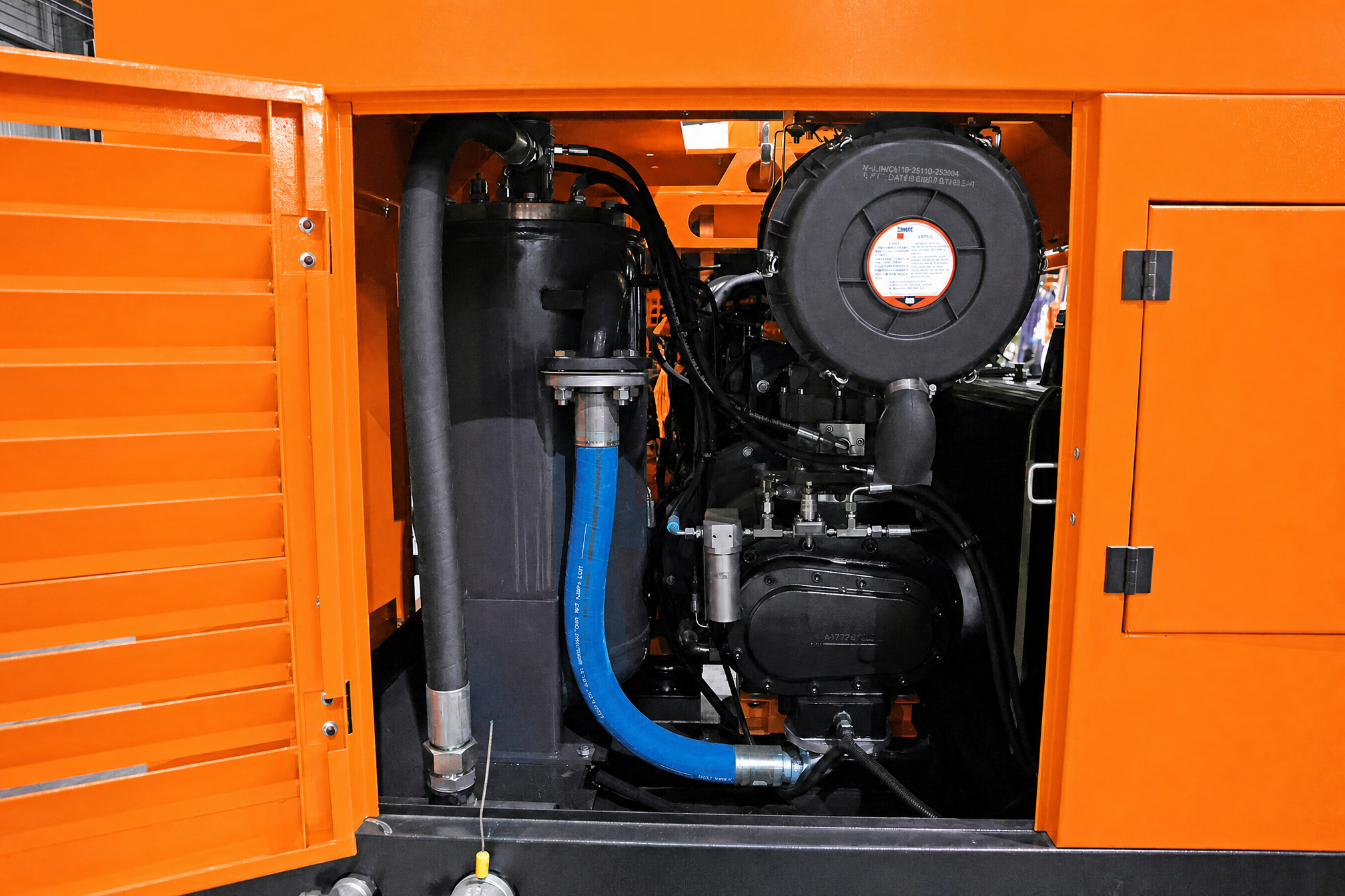 KYLC550-16CY Diesel Portable Screw Air Compressor 15m³/min 16 Bar for Mining Rock Drilling and Construction

