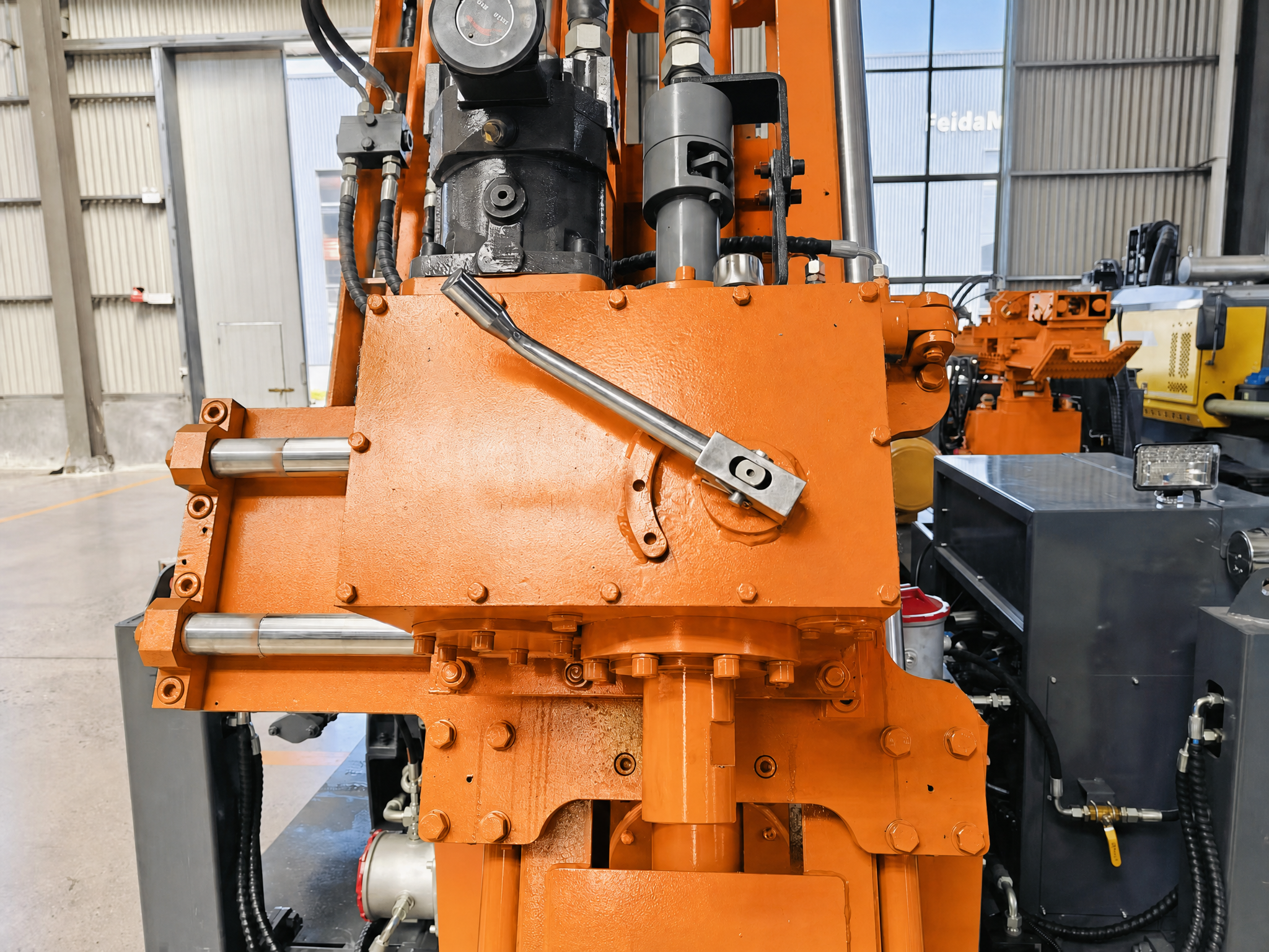 MCE1000 Fully Hydraulic Wireline Core Exploration Drilling Rig – Ultra-Deep Coring with High-Torque Powerhead & Intelligent Drilling Control (1000m NTW)
