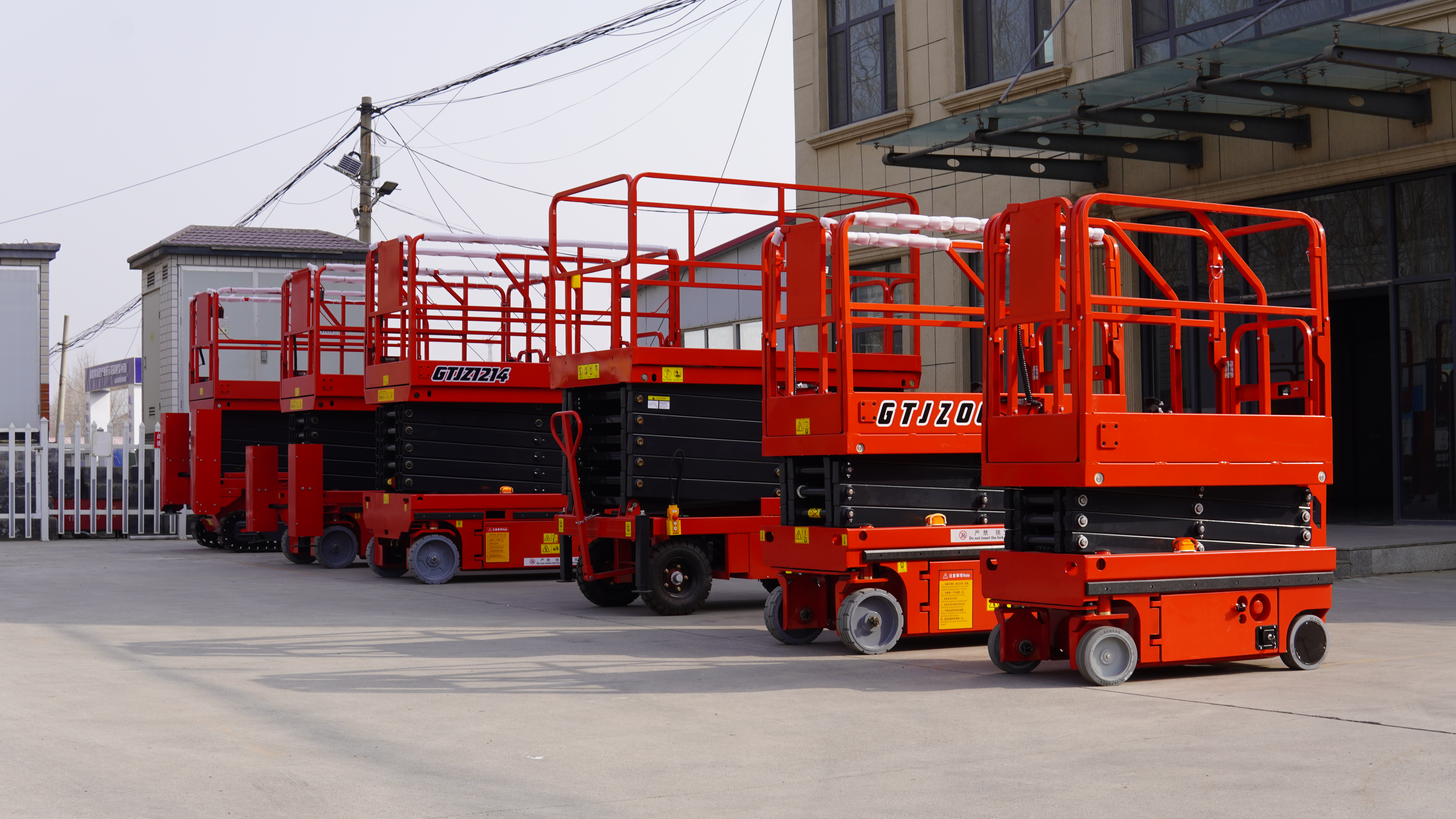 High-Quality Hydraulic Platforms for Sale | Reliable & CE Certified Solutions