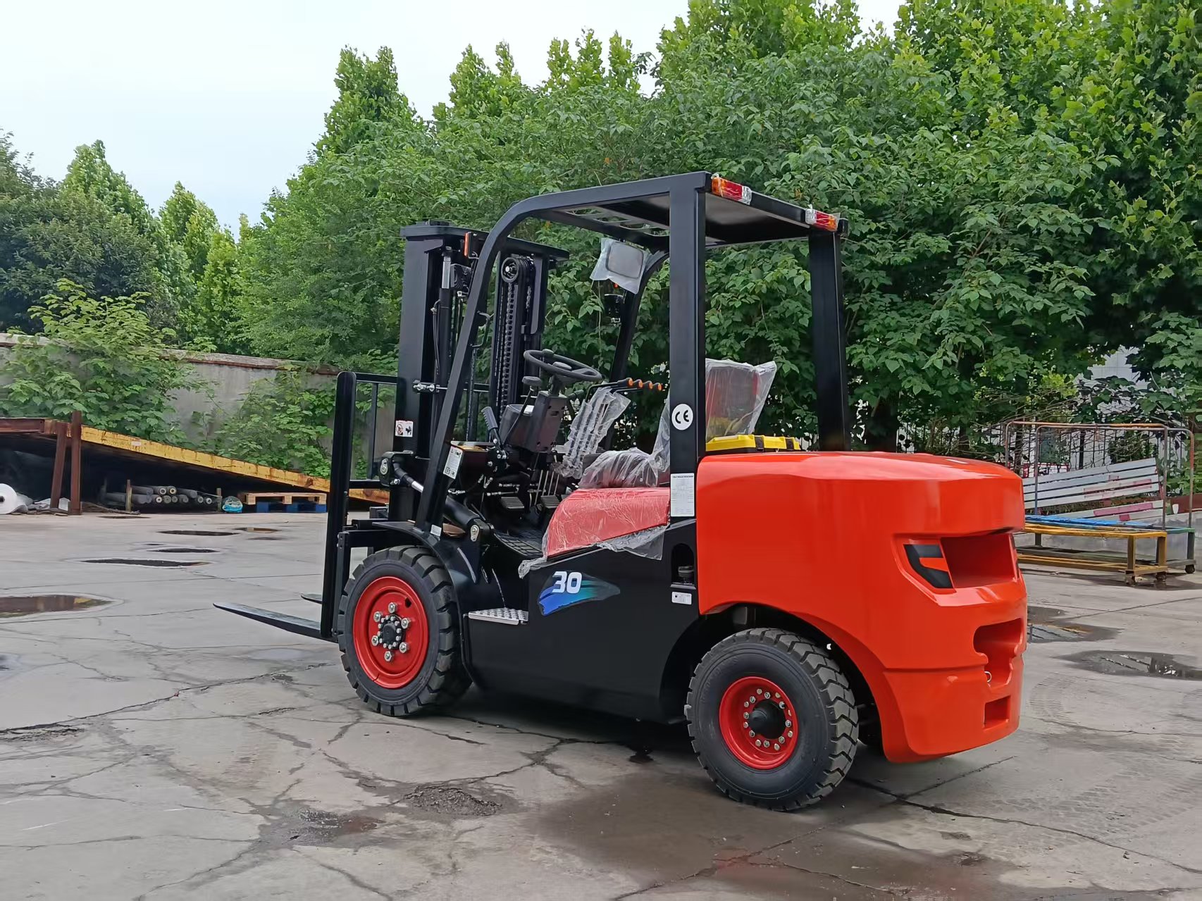 High-Performance Diesel Forklift Truck for Heavy-Duty Material Handling | Kaiyite