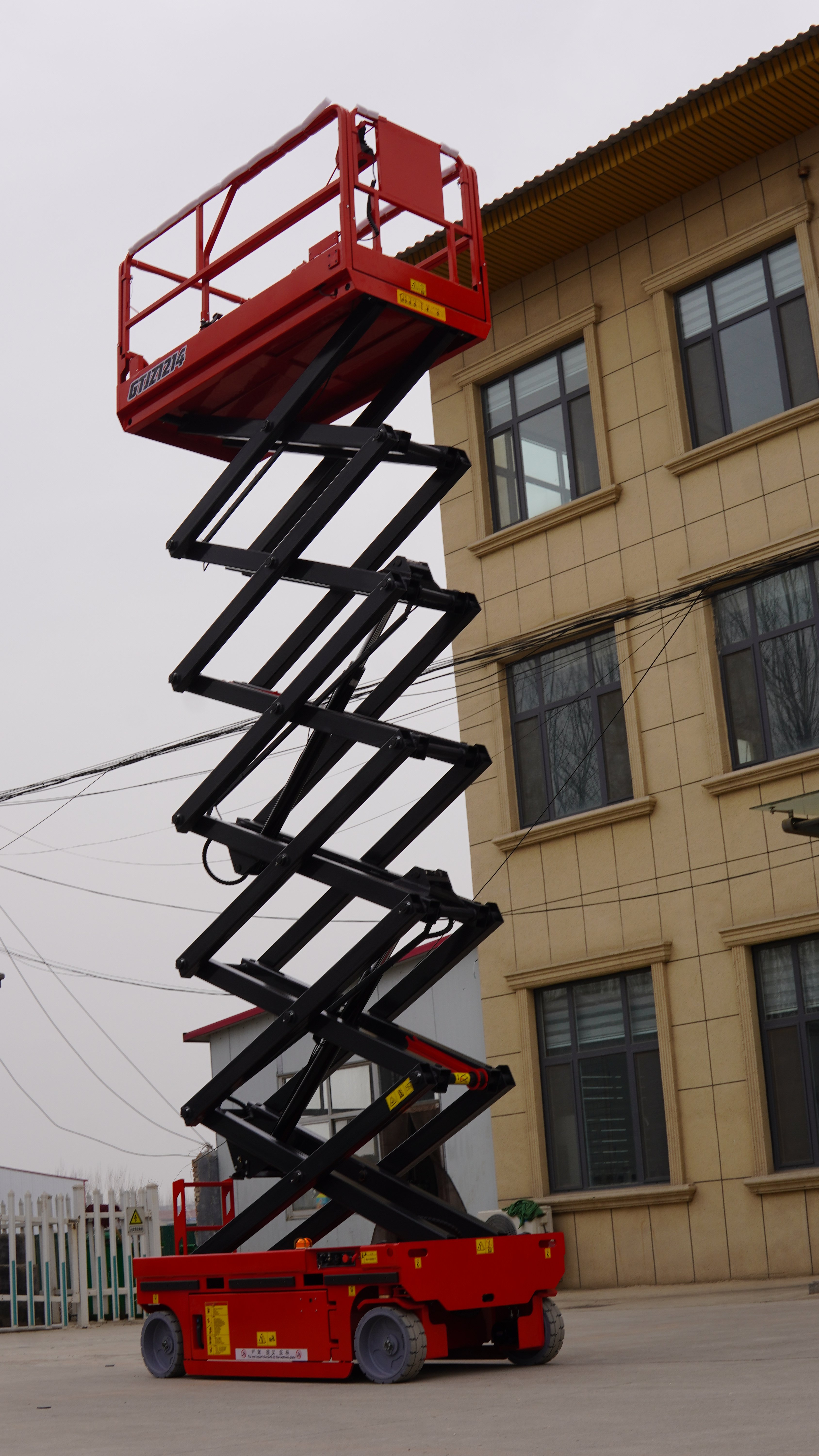 Mobile Lifting Platform | High-Performance Aerial Work Platforms by Kaiyite