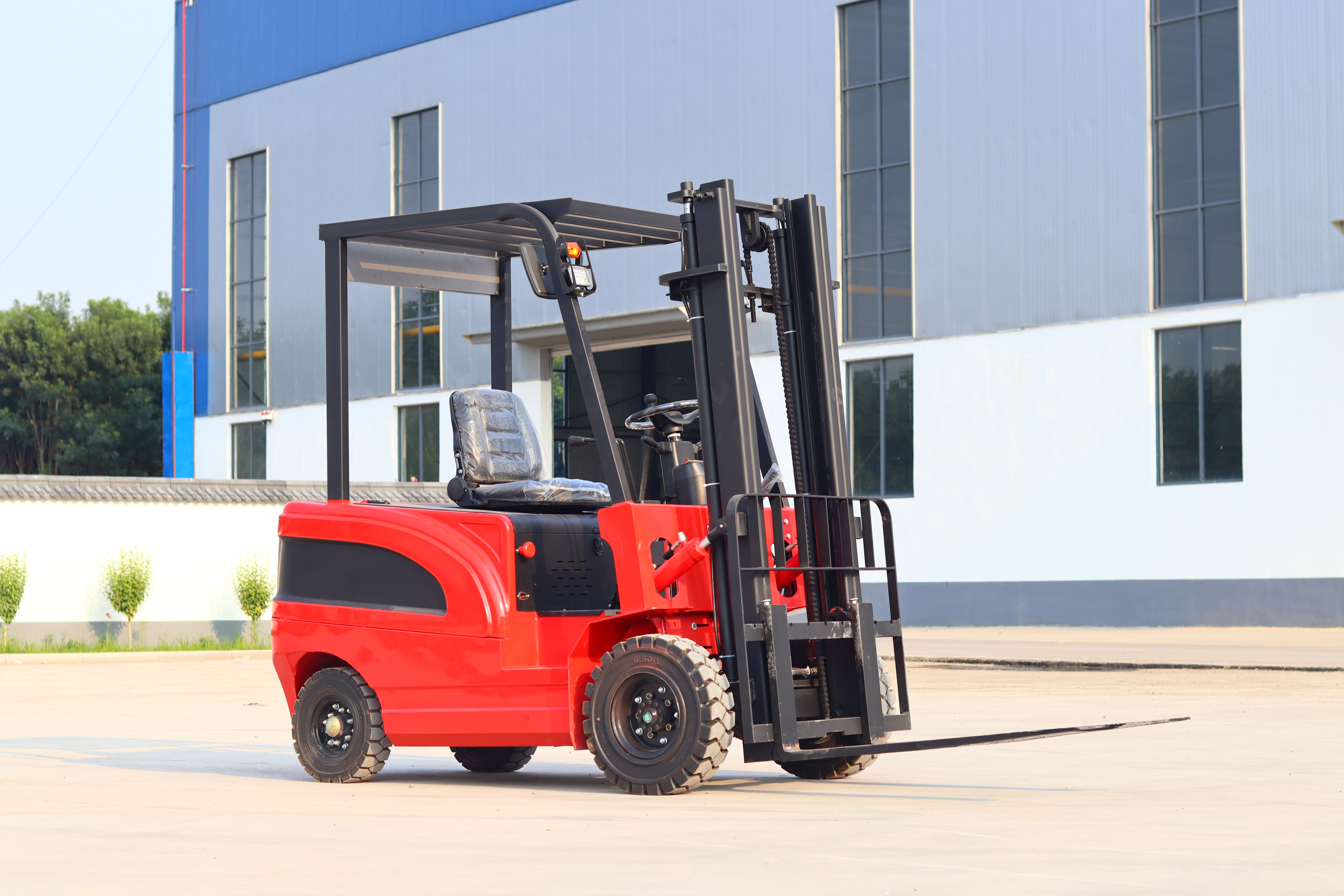 Lithium Ion Battery Forklift: Advanced Electric Forklifts for Global Industries