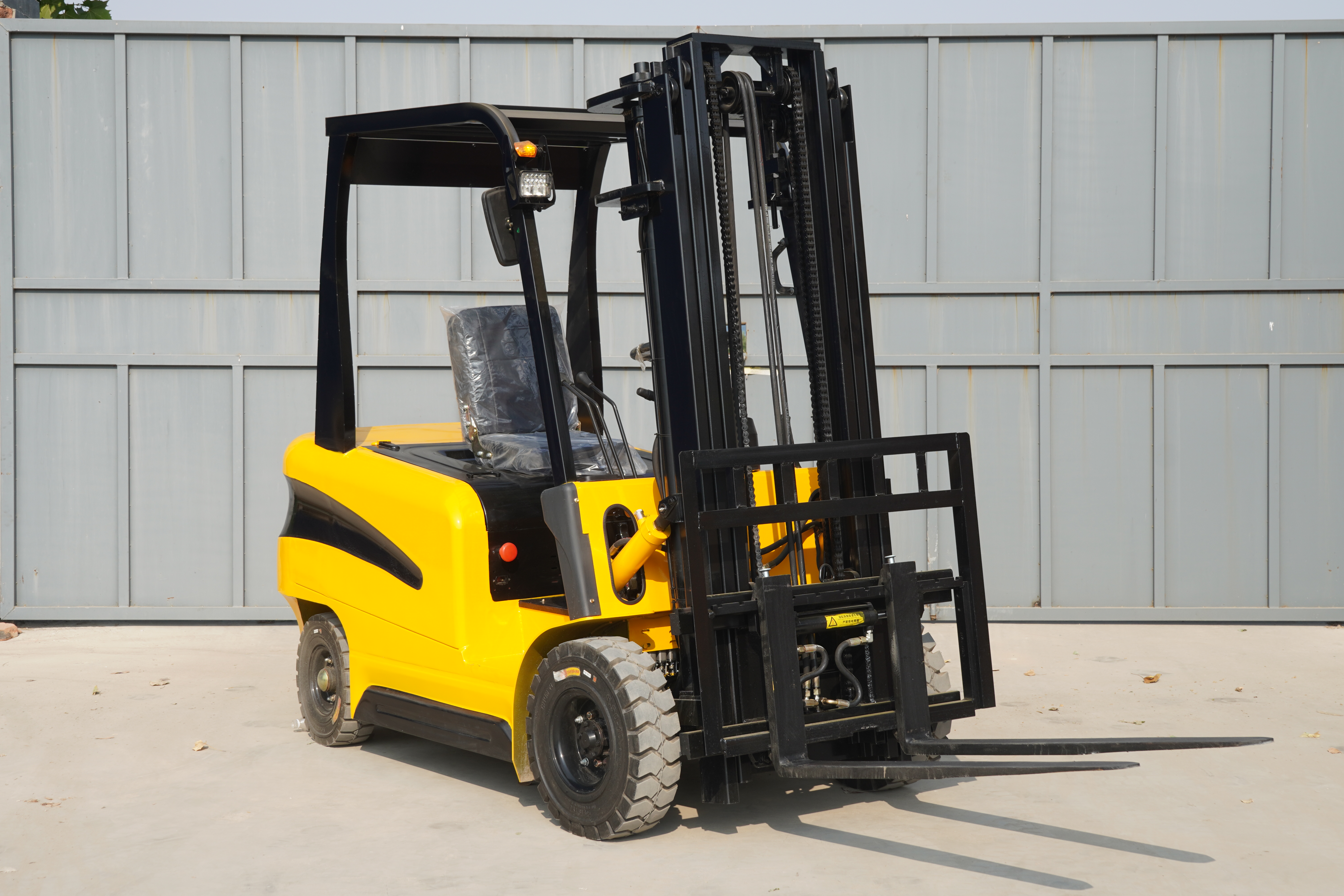 Reliable Walk Behind Forklift for Efficient Material Handling