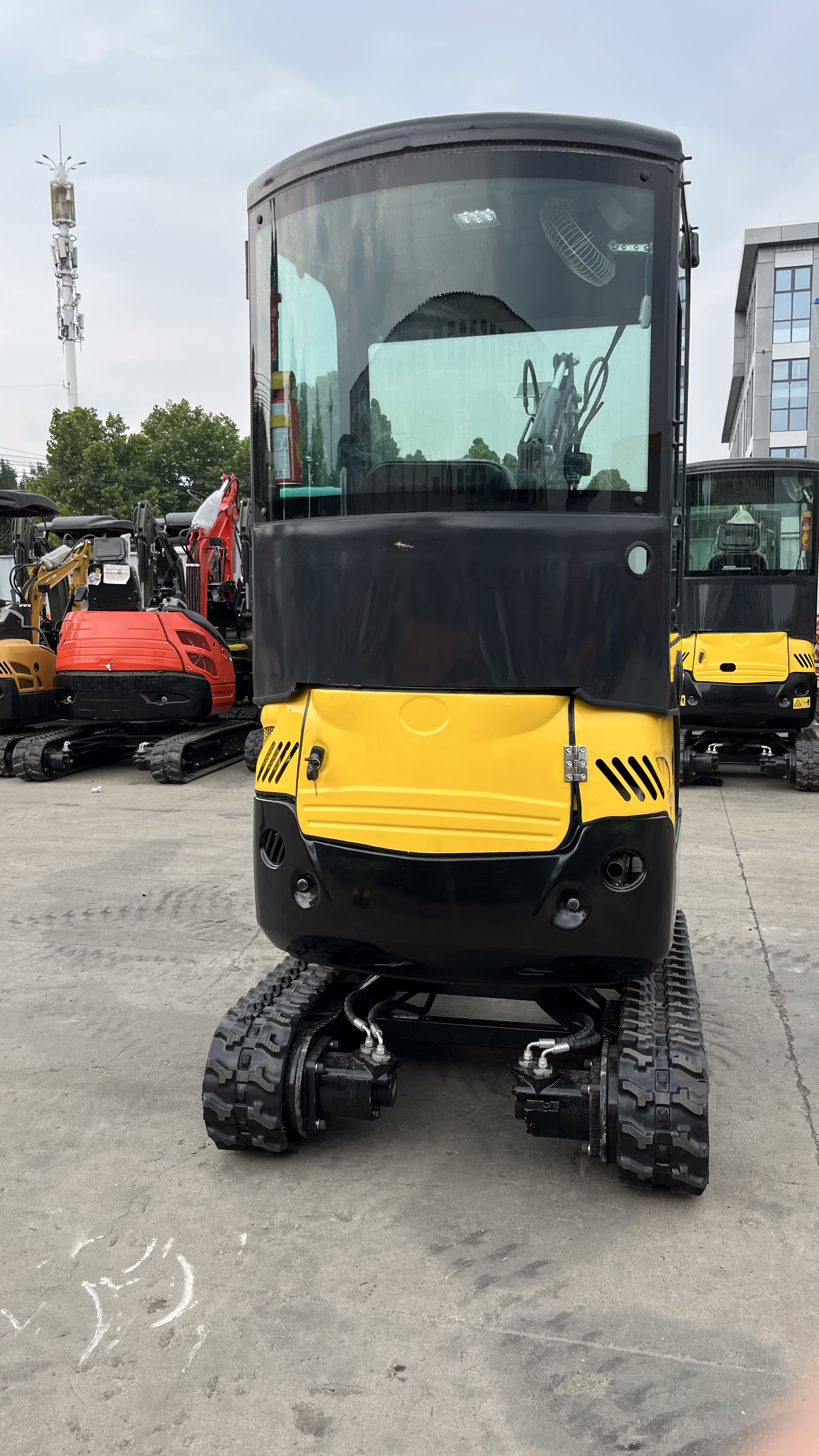 Mini Crawler Excavator | Compact Power for Global Construction