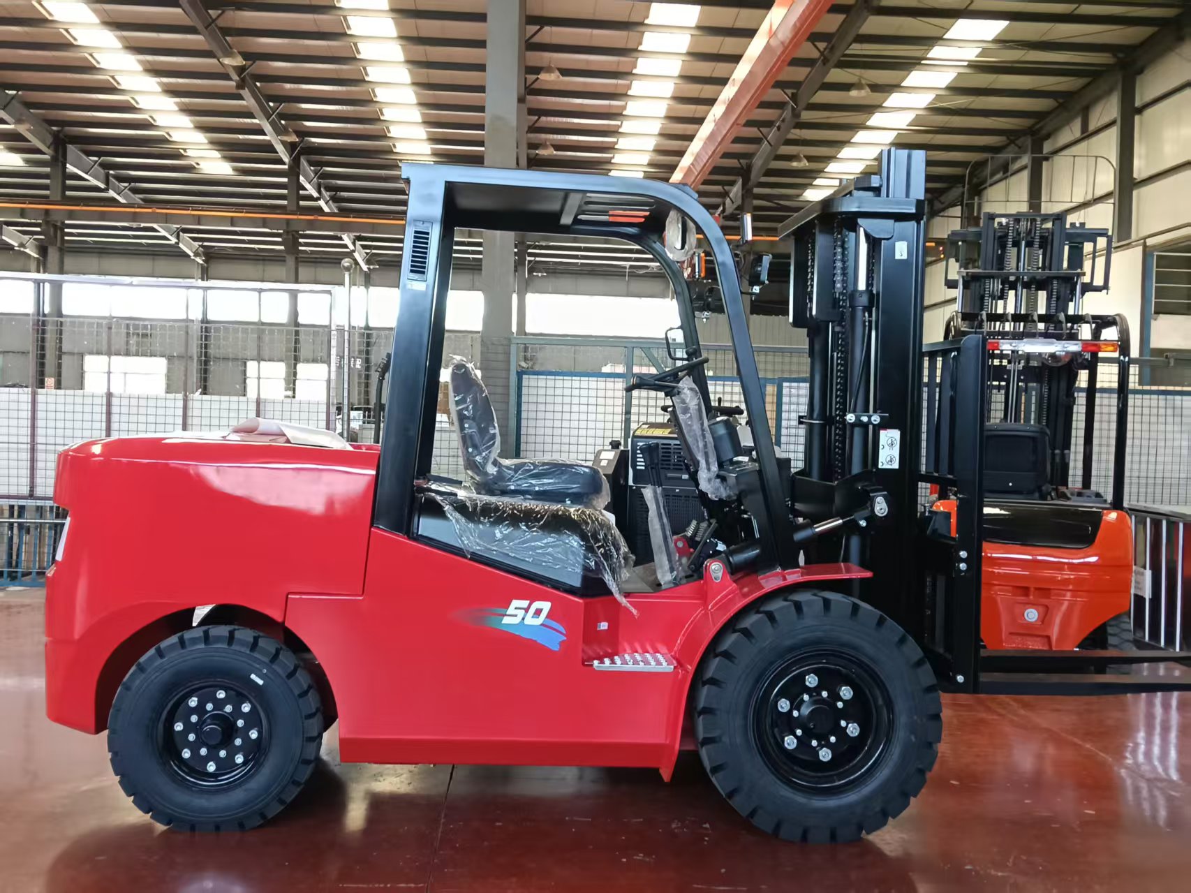 High-Performance Heavy Duty Diesel Forklift for Global Industries | Kaiyite