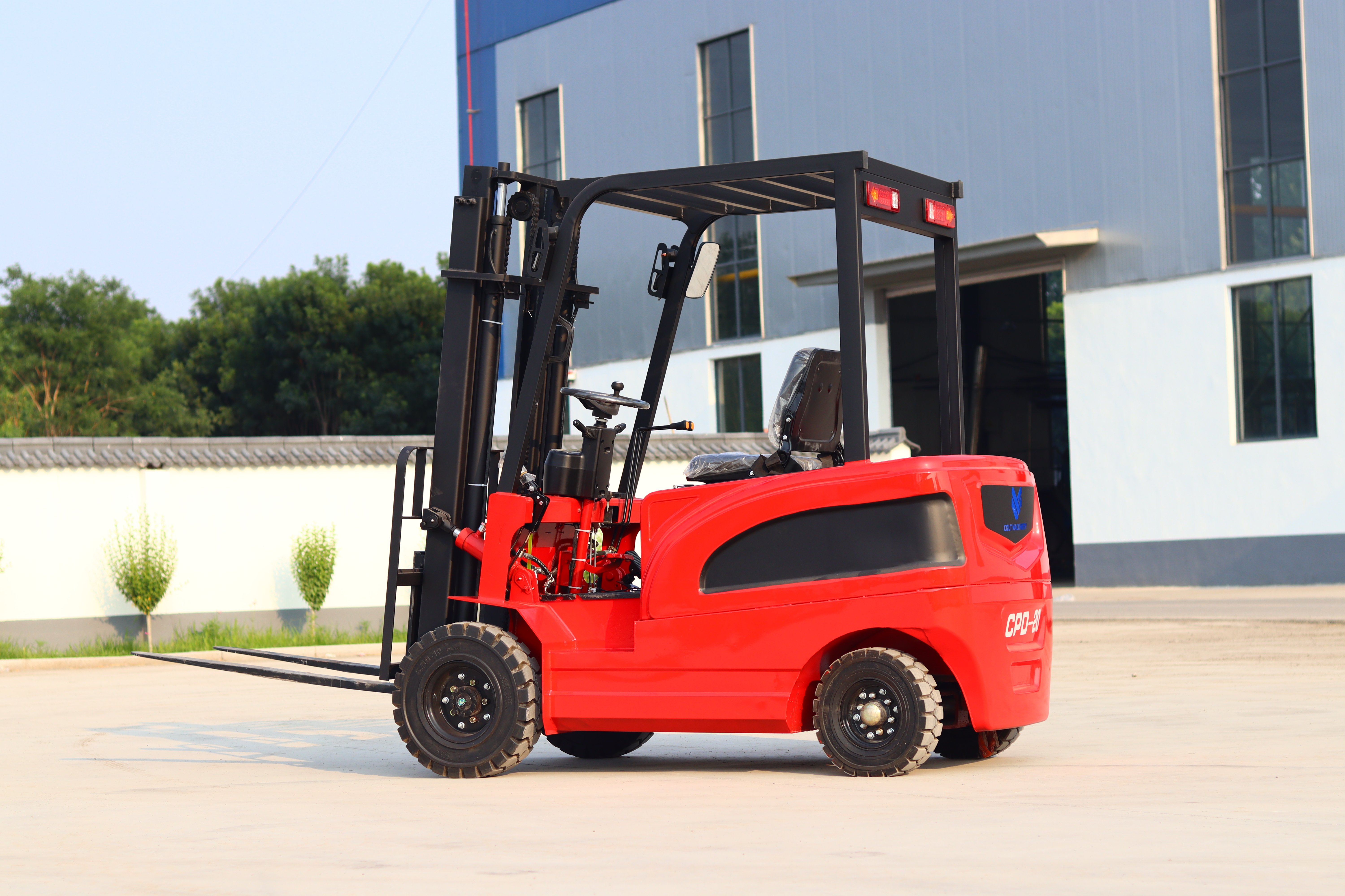 High-Performance Lithium Ion Forklift | Kaiyite Advanced Material Handling Solutions