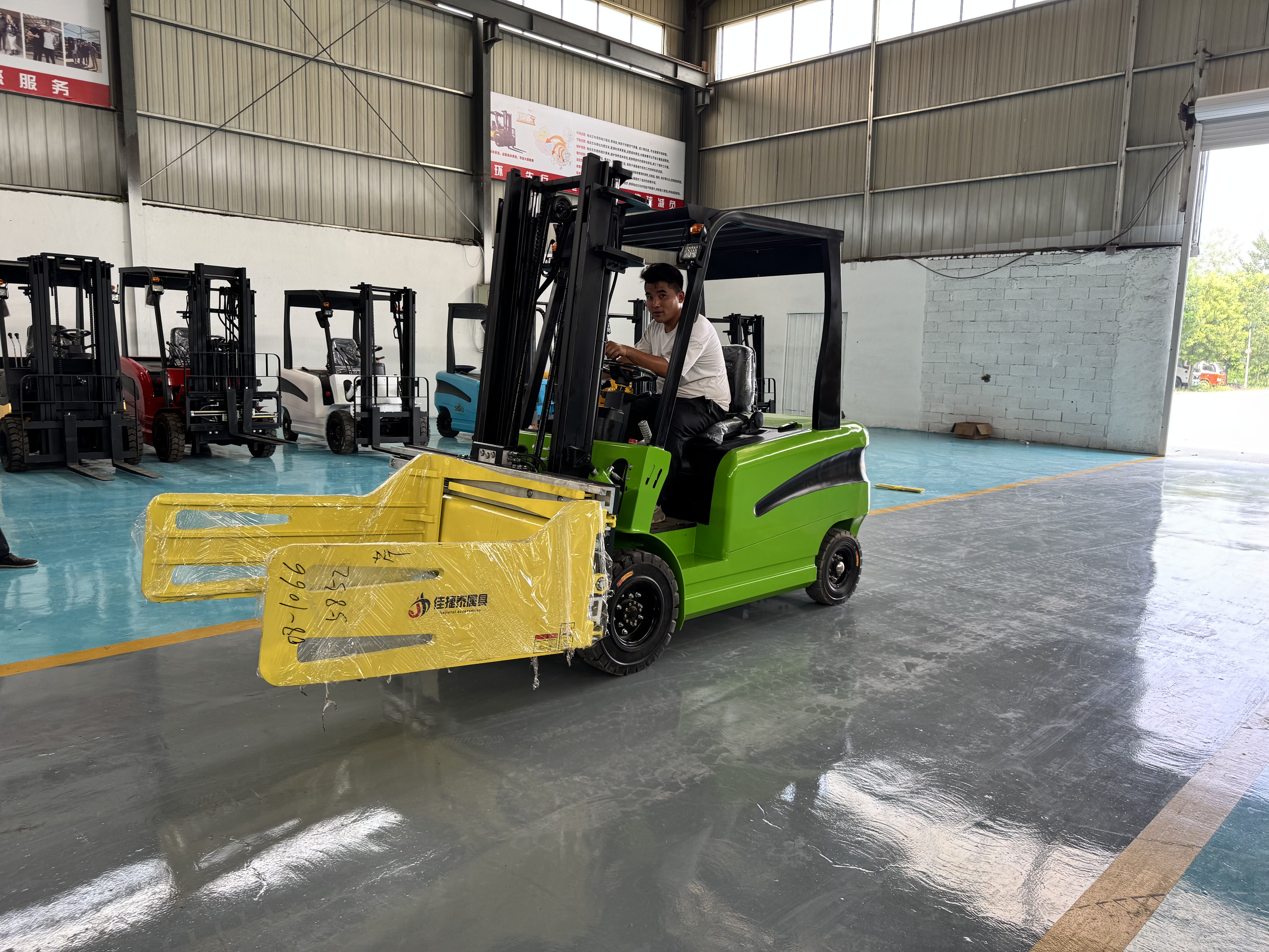 Reach Forklift Solutions for Efficient Warehouse Operations