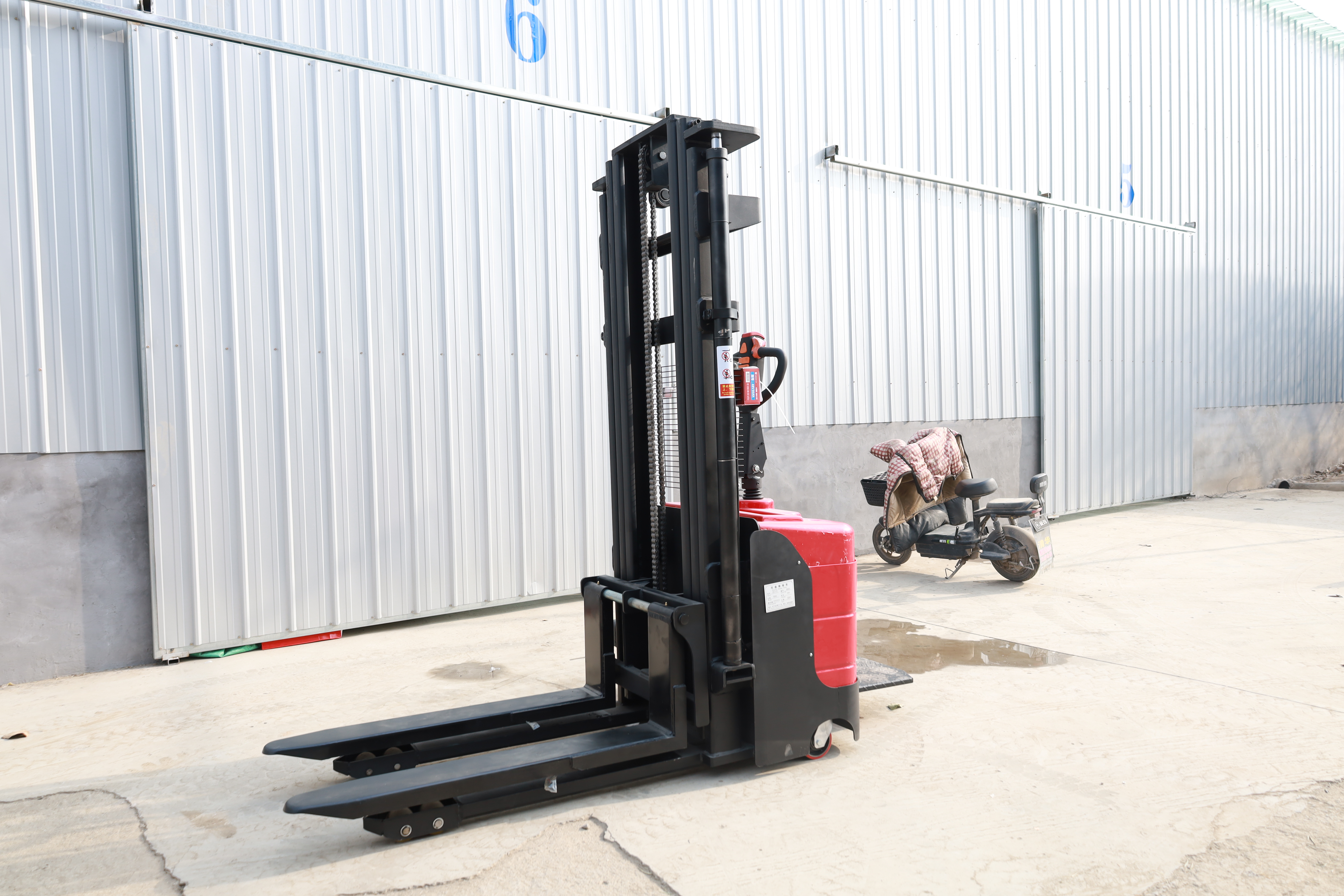Powered Stacker Solutions for Efficient Material Handling | Shandong Kaiyite Machinery