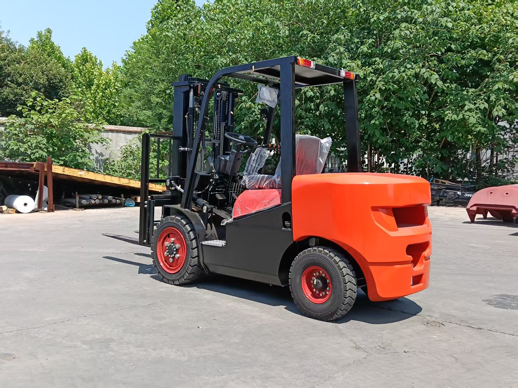 Ergonomic and Safe Operator Environment