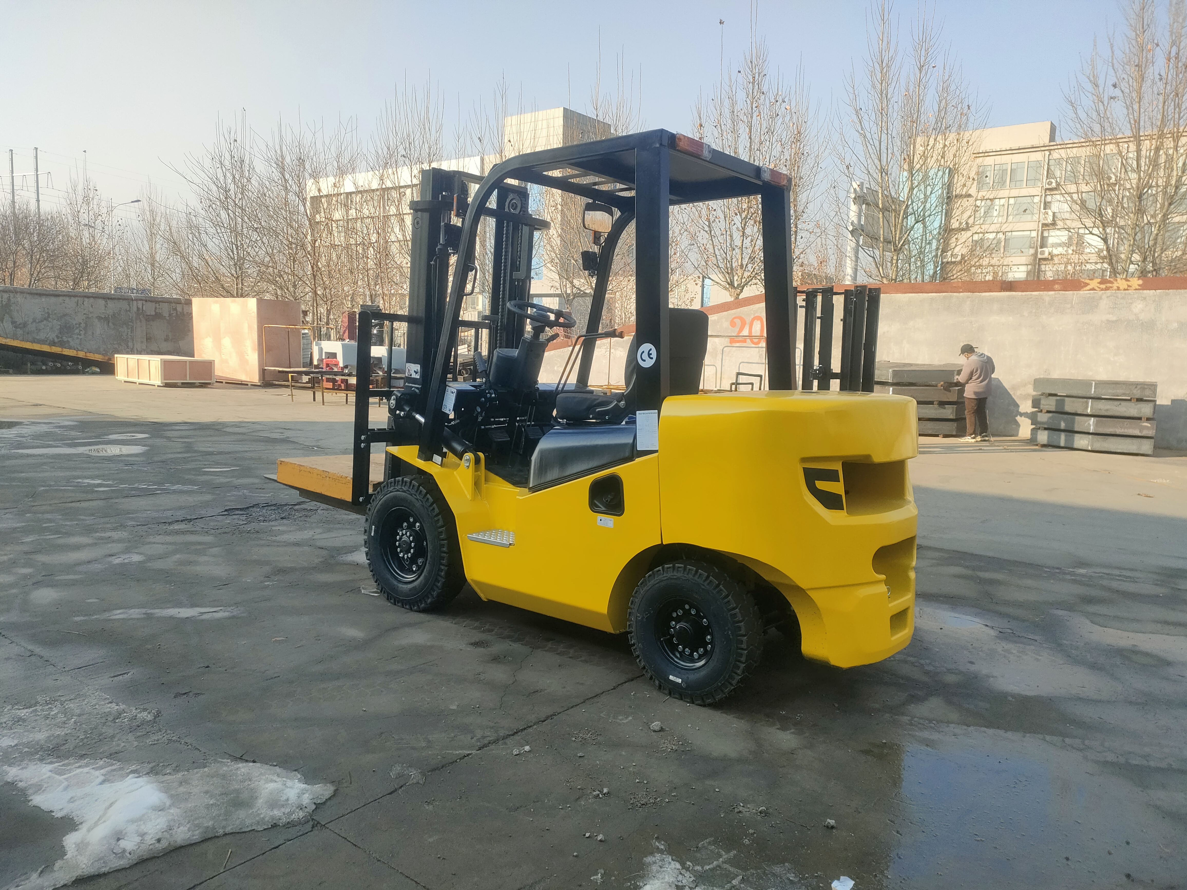 High-Performance Internal Combustion Counterbalance Forklift for Global Industries