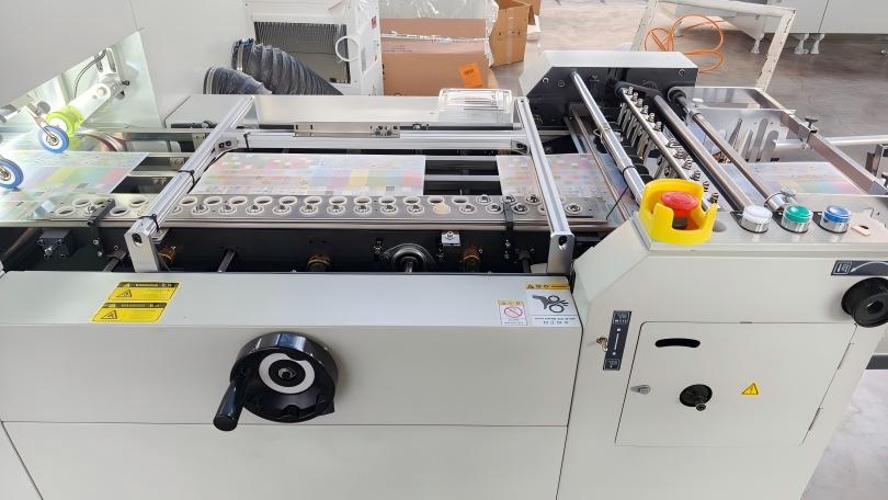 Sheet Fed Laser Die Cutter (7).jpg