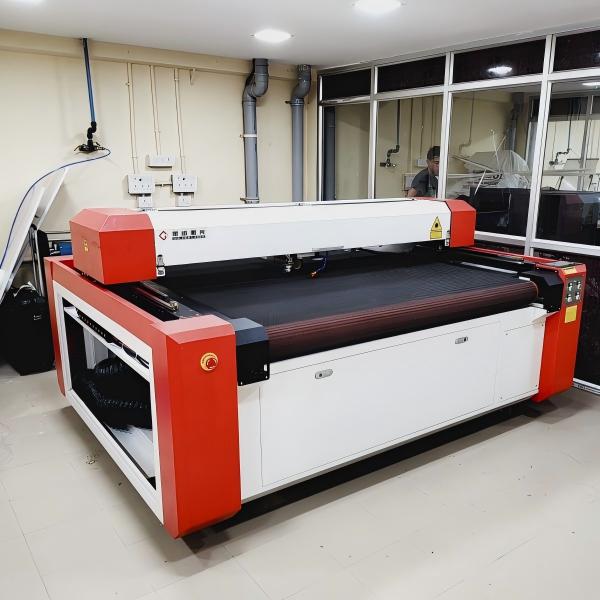 Cost Factors to Keep in Mind When Purchasing CO2 Laser Marking Machines